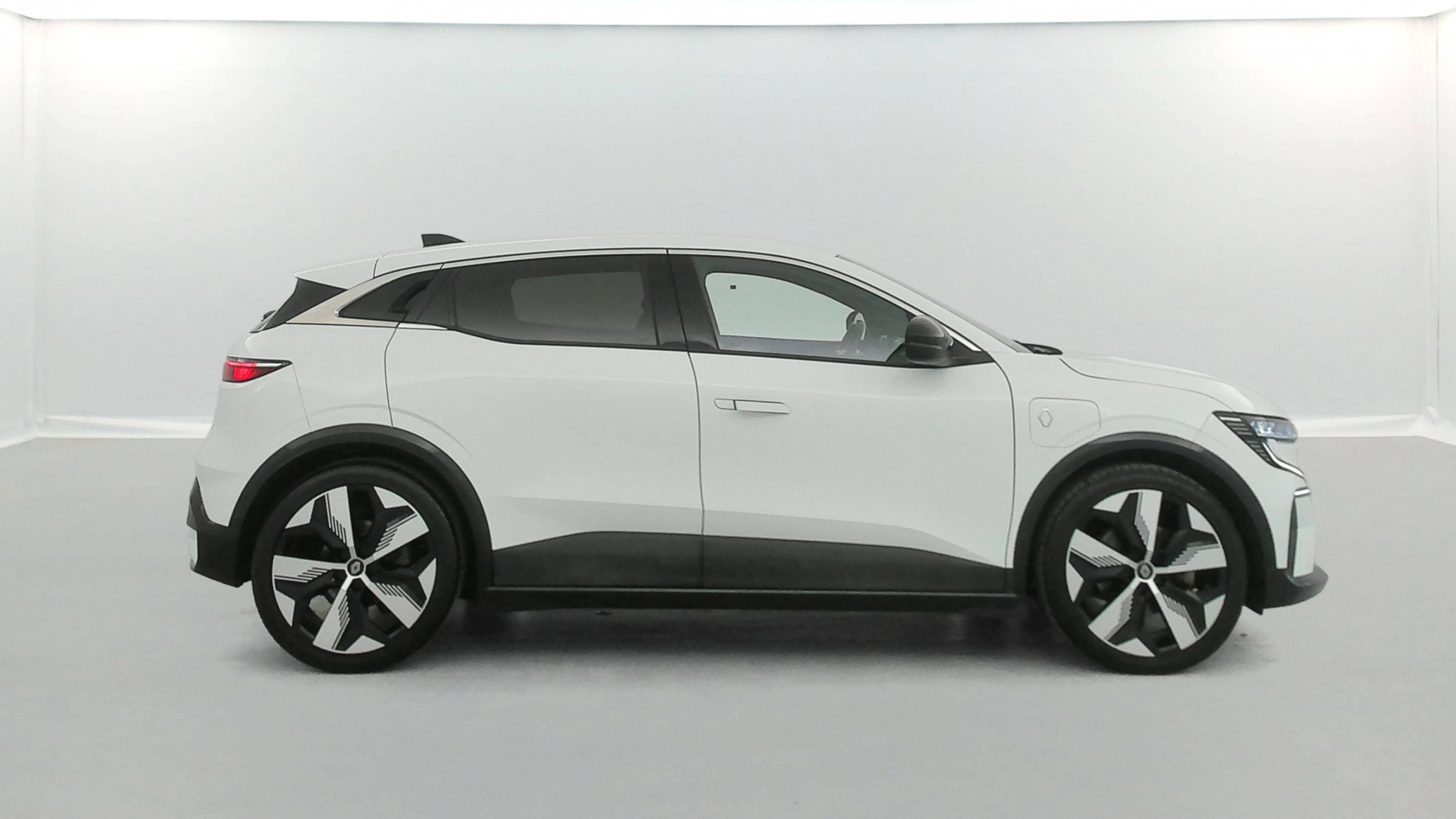 Vente en ligne Renault Megane E-Tech  EV40 130ch standard charge au prix de 18 990 €