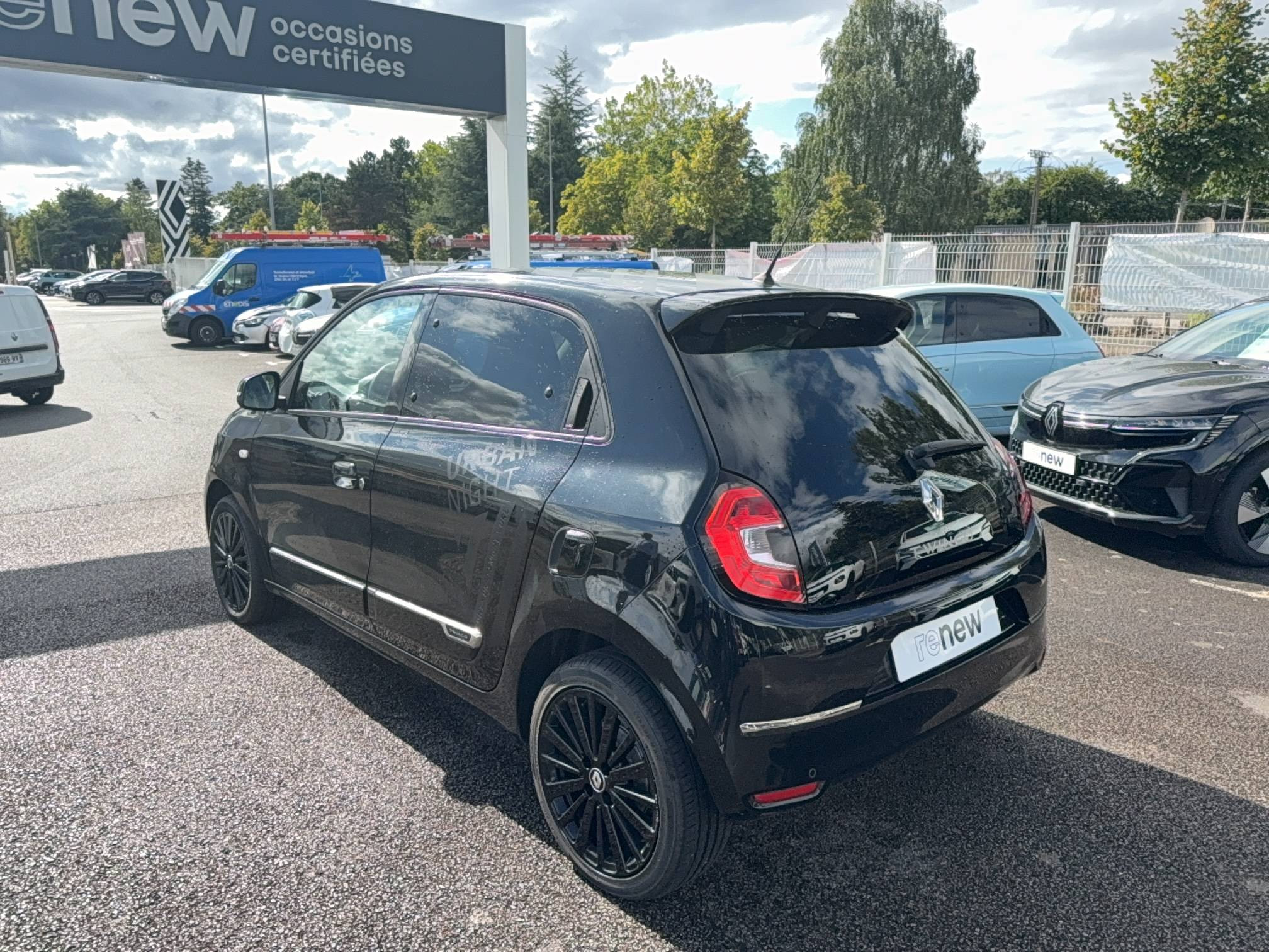 Vente en ligne Renault Twingo Electrique Twingo III E-Tech au prix de 11 590 €