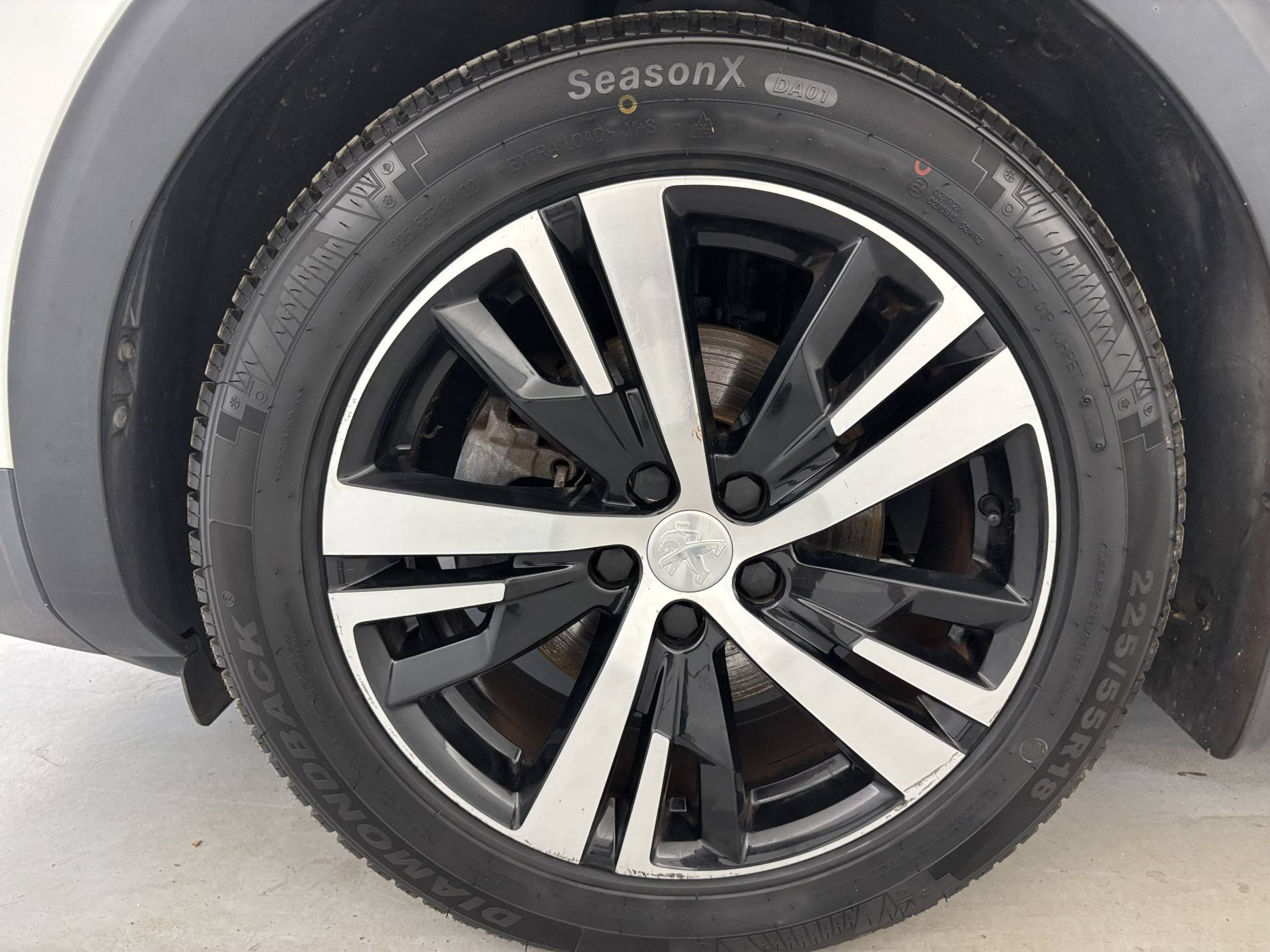 Vente en ligne Peugeot 3008  Puretech 130ch S&S EAT8 au prix de 16 990 €