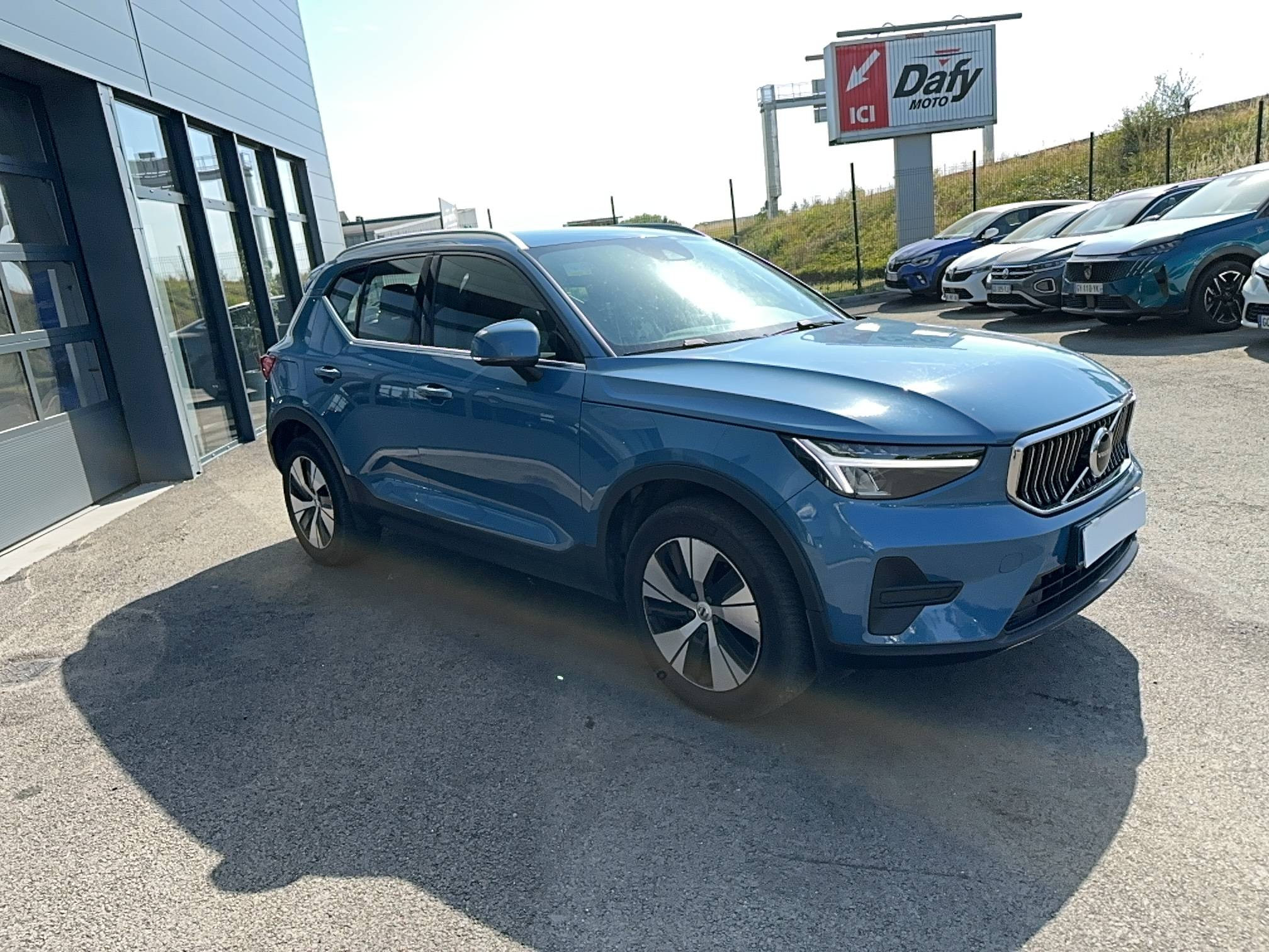 Vente en ligne Volvo XC40  T4 Recharge 129+82 ch DCT7 au prix de 26 460 €