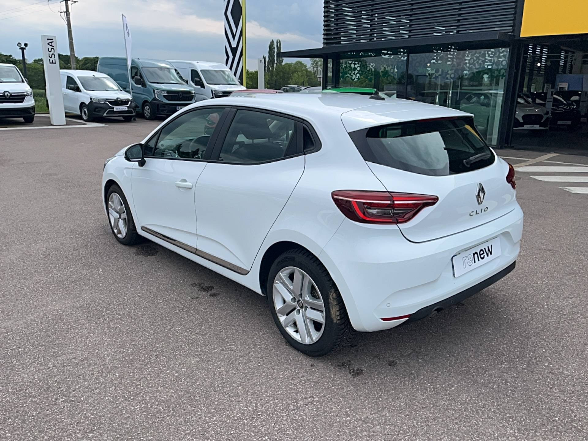 Vente en ligne Renault Clio 5 Clio TCe 90 X-Tronic - 21 au prix de 15 292 €