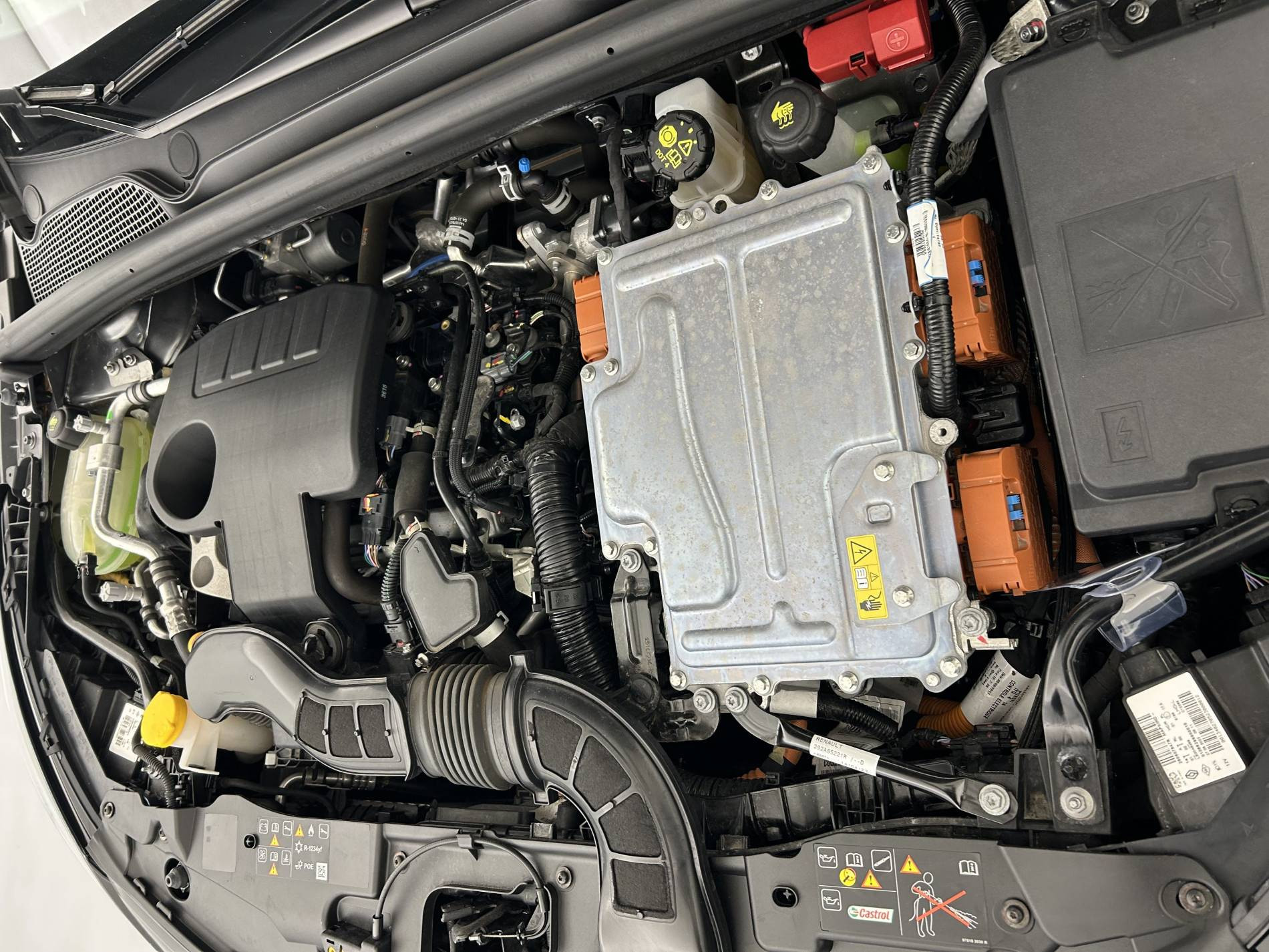 Vente en ligne Renault Clio 5 Clio E-Tech full hybrid 145 au prix de 17 390 €