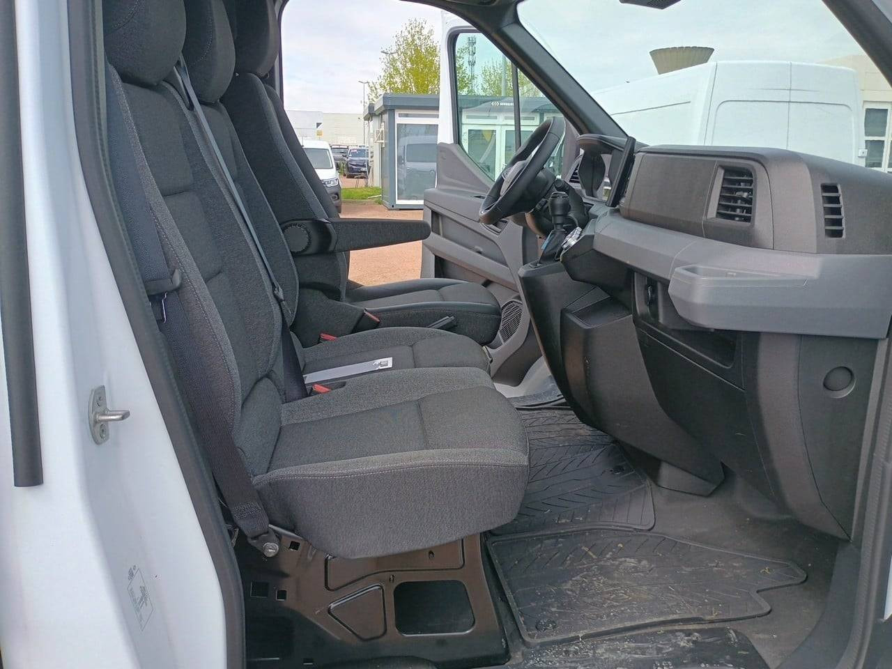 Vente en ligne Renault Master Fourgon MASTER FG BLUE DCI 130 L2H2 3T5 TR au prix de 31 990 €