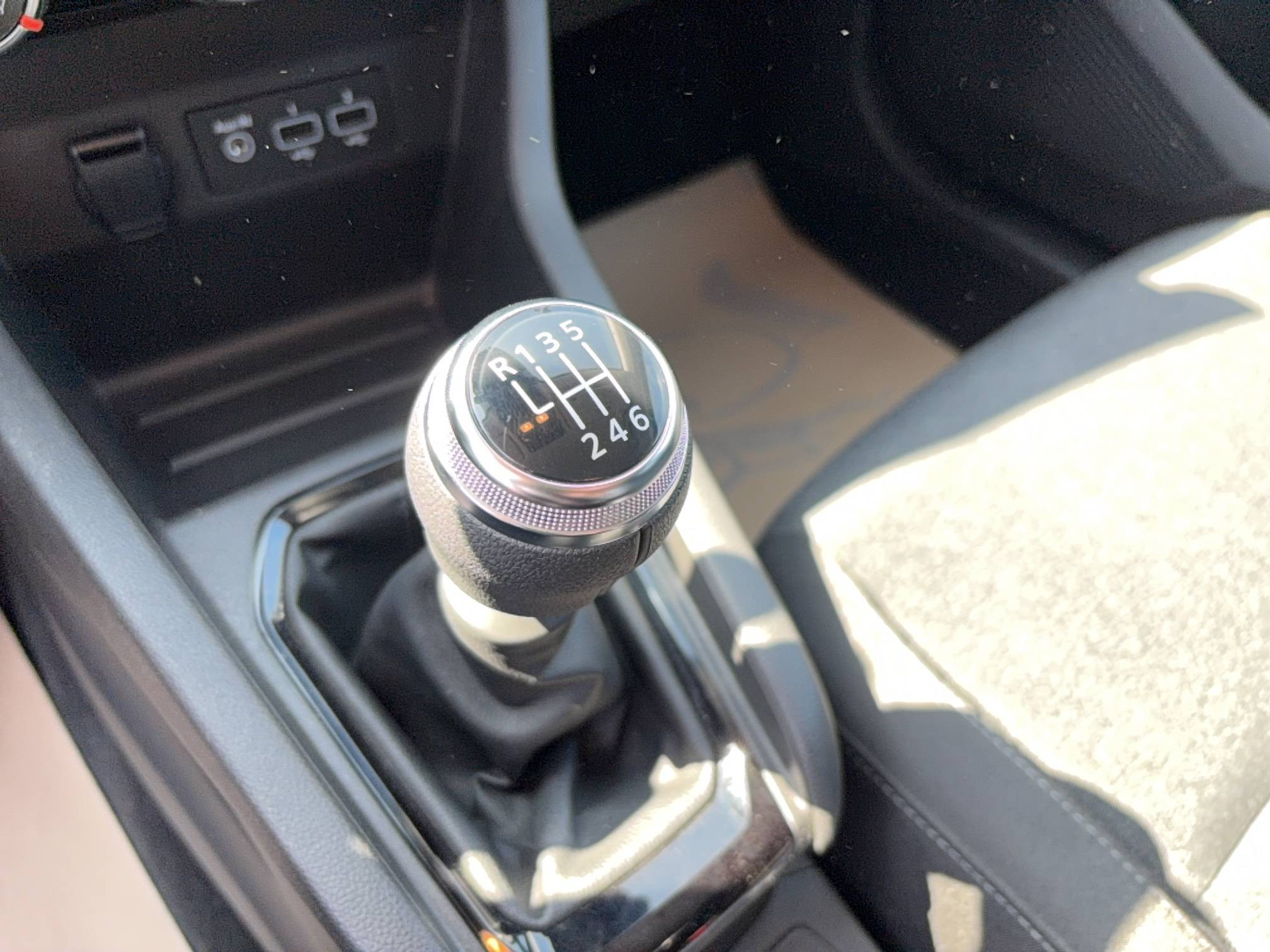 Vente en ligne Renault Clio 5 Clio TCe 90 au prix de 14 290 €