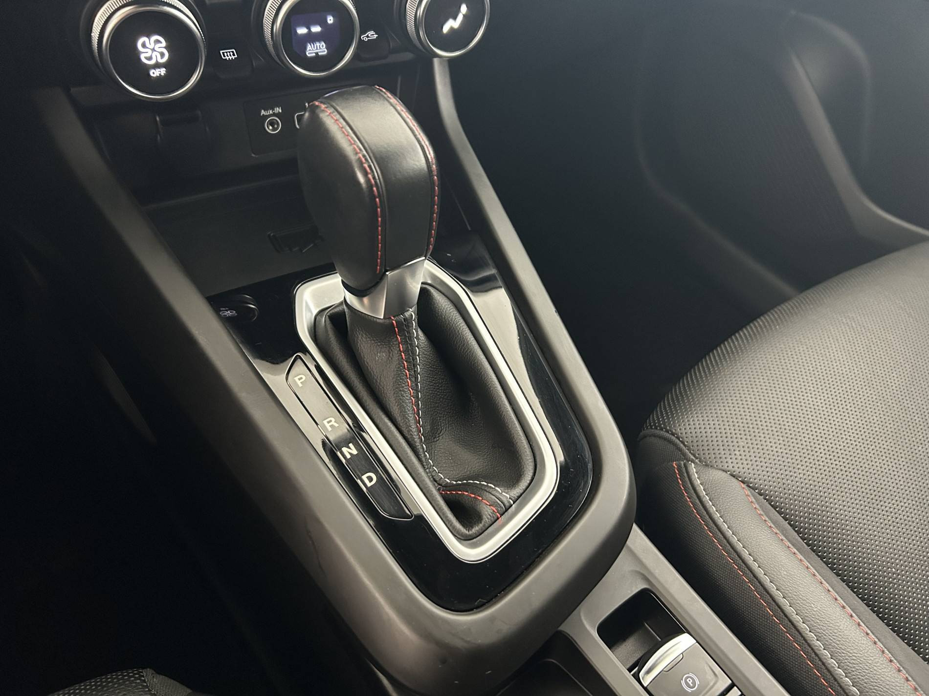 Vente en ligne Renault Arkana  TCe 140 EDC FAP - 21B au prix de 19 490 €