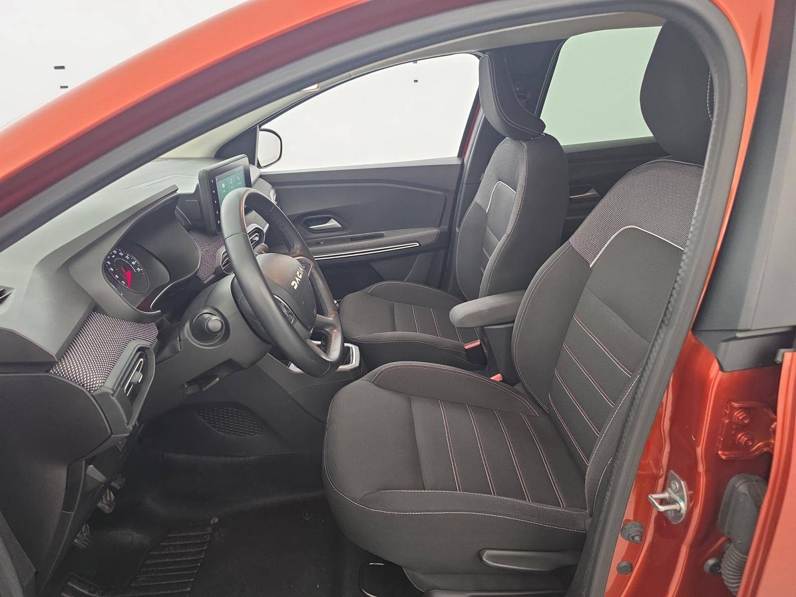 Vente en ligne Dacia Jogger  ECO-G 100 7 places au prix de 17 990 €