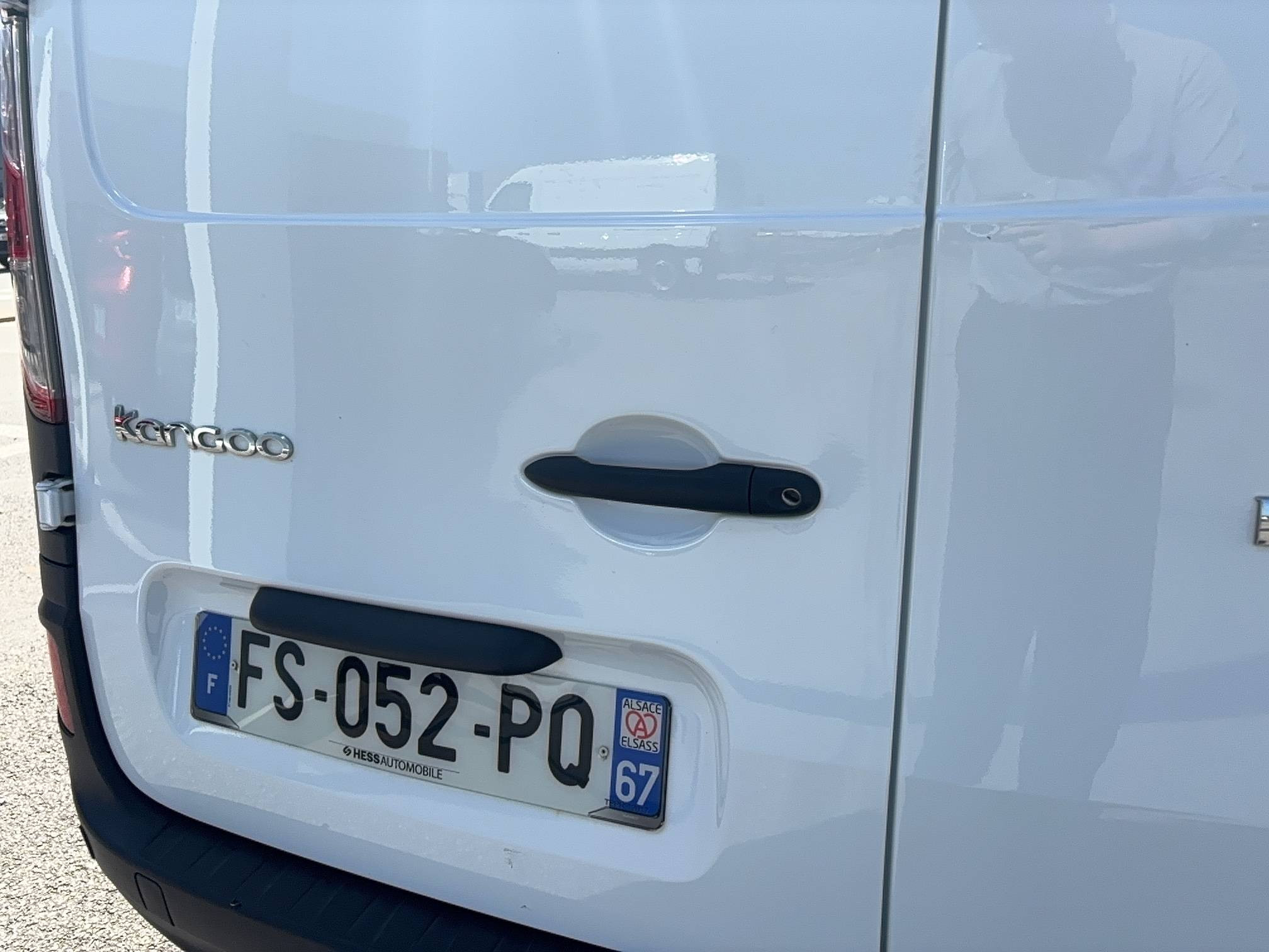Vente en ligne Renault Kangoo Express  BLUE DCI 80 au prix de 12 290 €