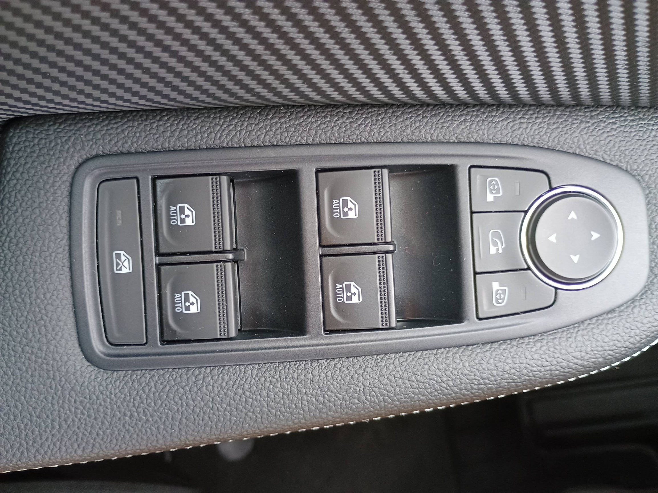 Vente en ligne Renault Clio 5 Clio E-Tech hybride 145 au prix de 20 490 €