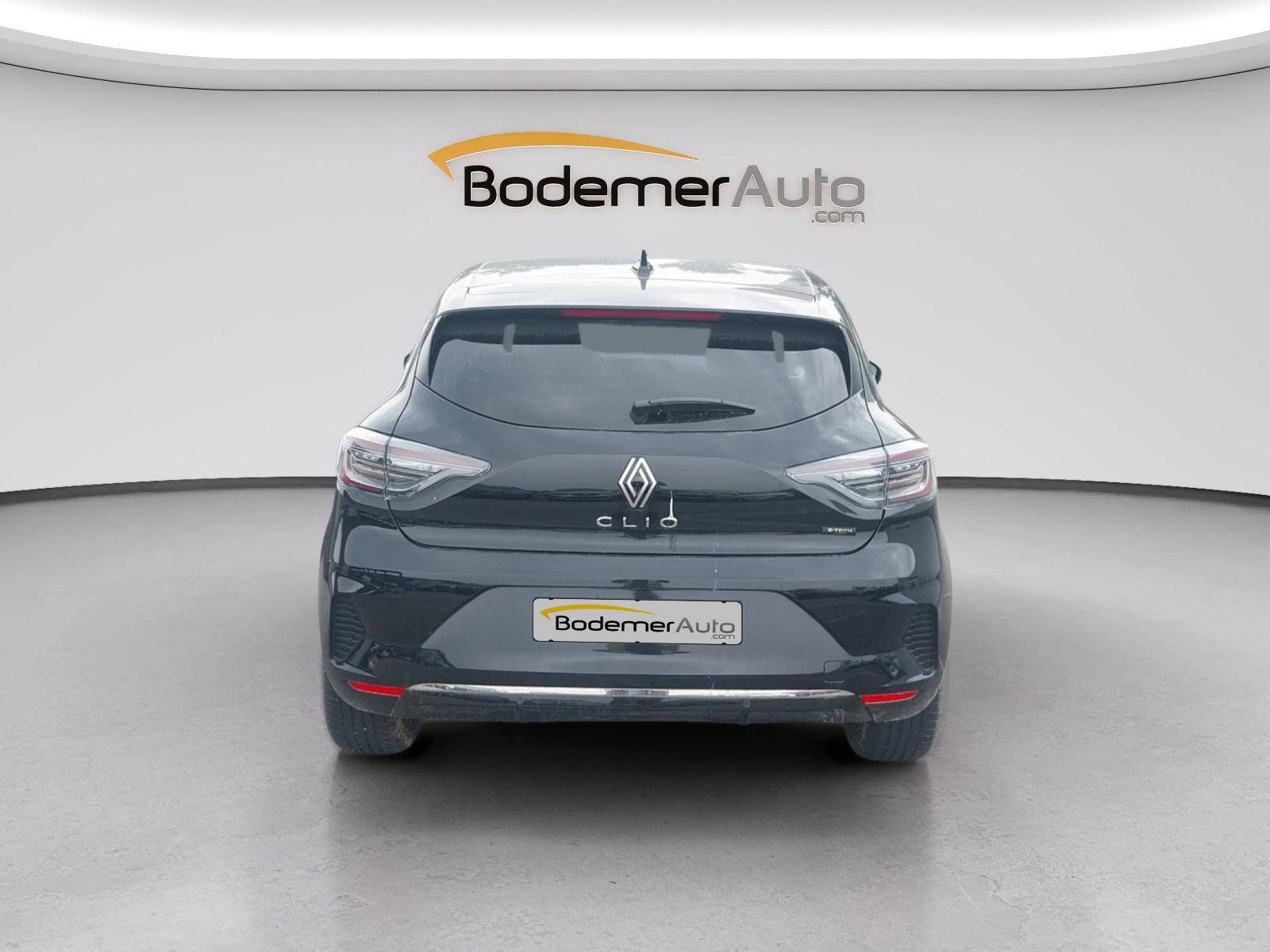 Vente en ligne Renault Clio 5 Clio E-Tech full hybrid 145 ch GSR2 au prix de 19 490 €