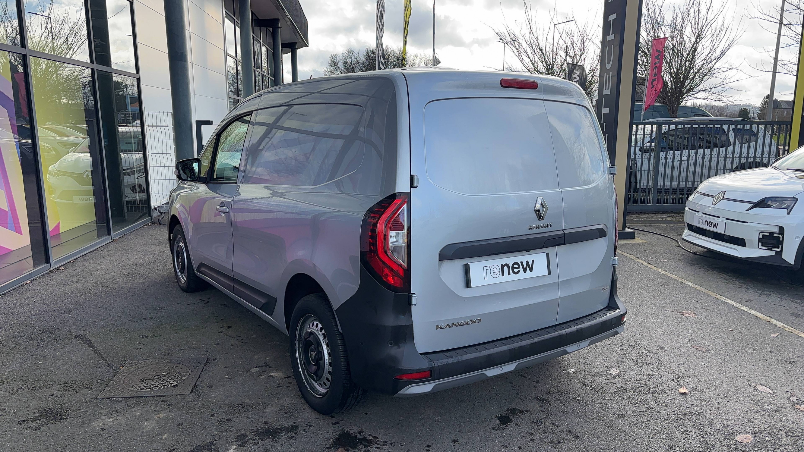 Vente en ligne Renault Kangoo Van  BLUE DCI 95 au prix de 15 490 €