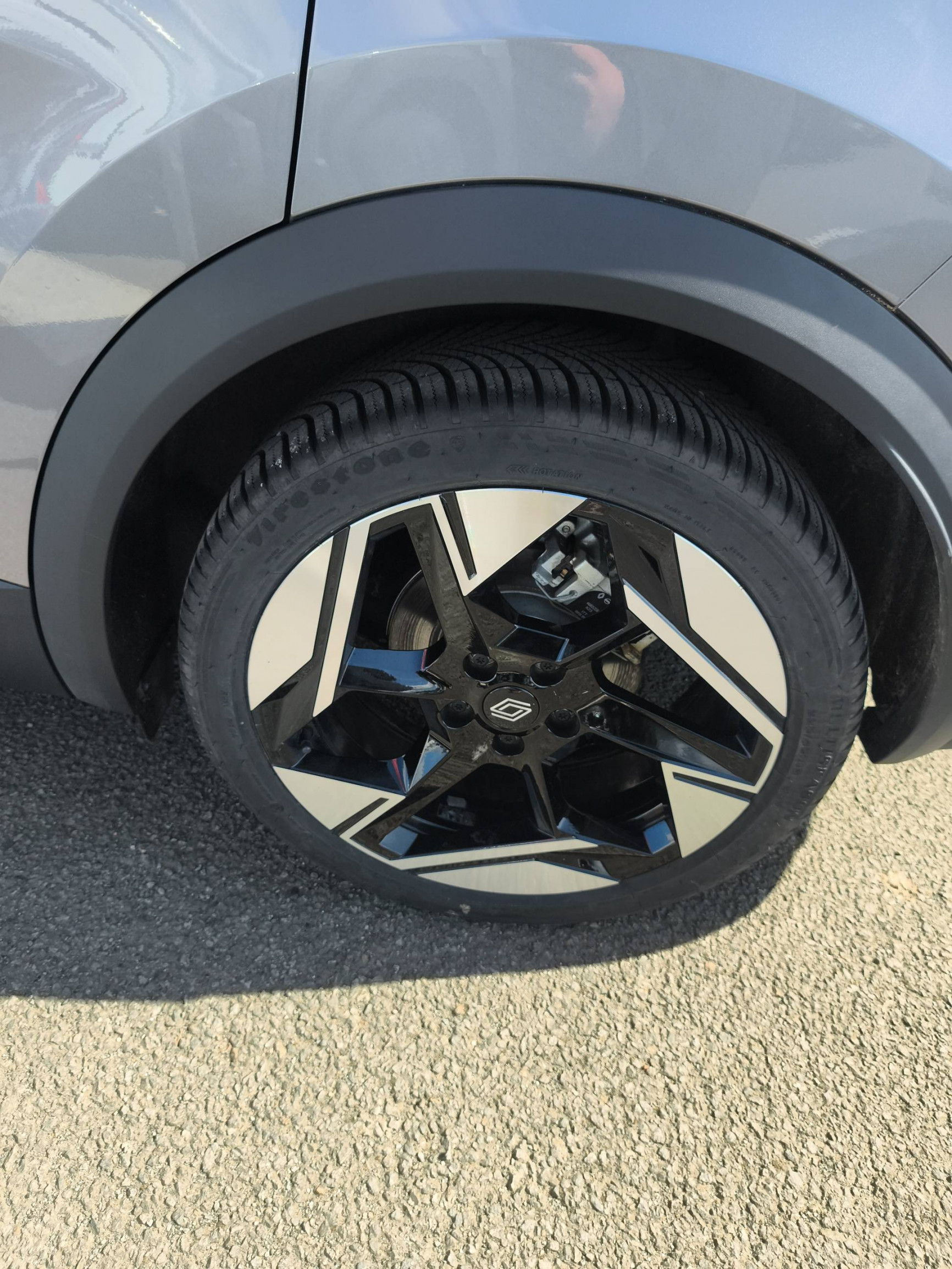 Vente en ligne Renault Symbioz  E-Tech full hybrid 160 ch au prix de 32 490 €