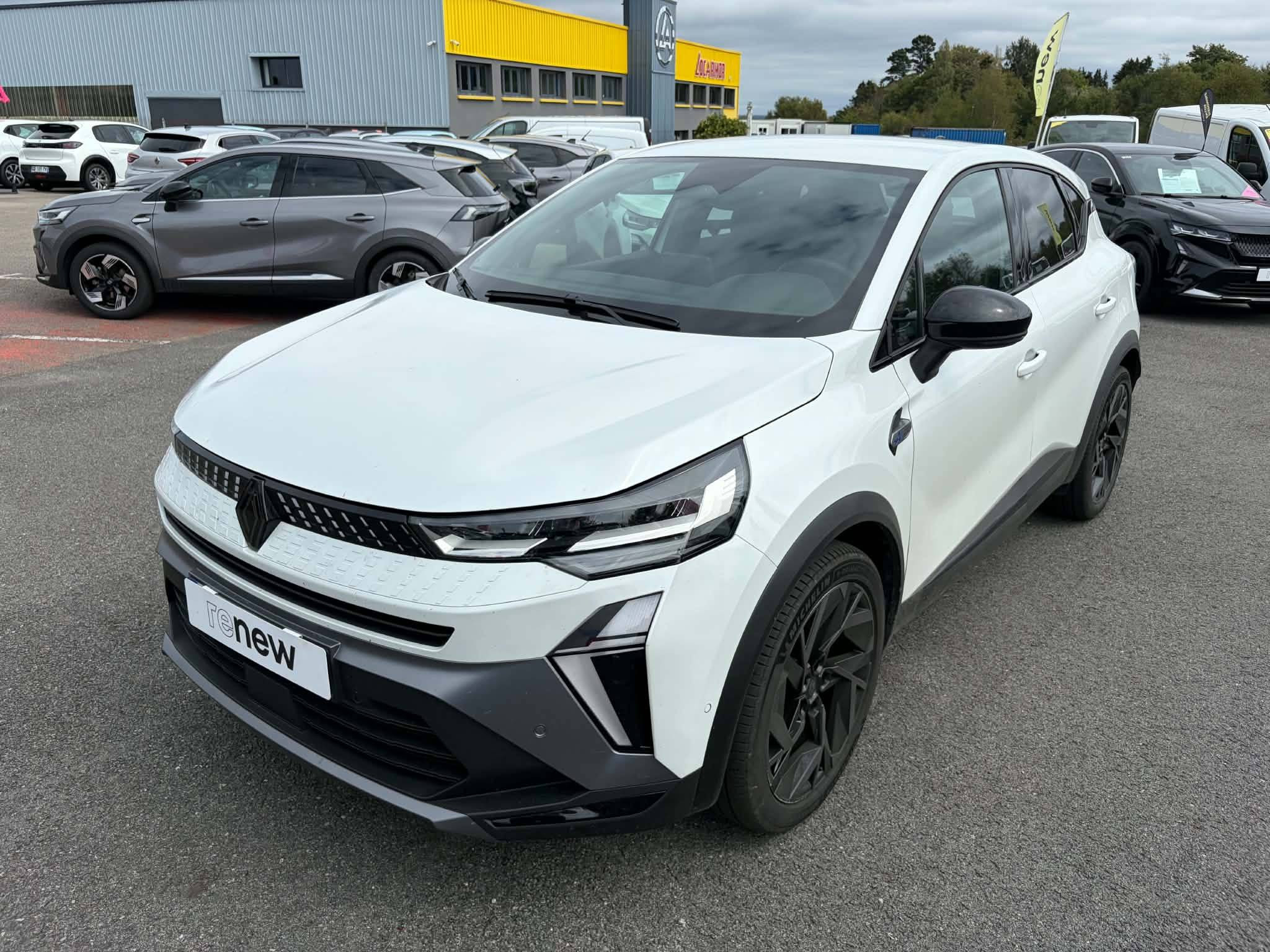 Renault Captur  E-Tech full hybrid 145 ch occasion de 2025 en vente à Quimper
