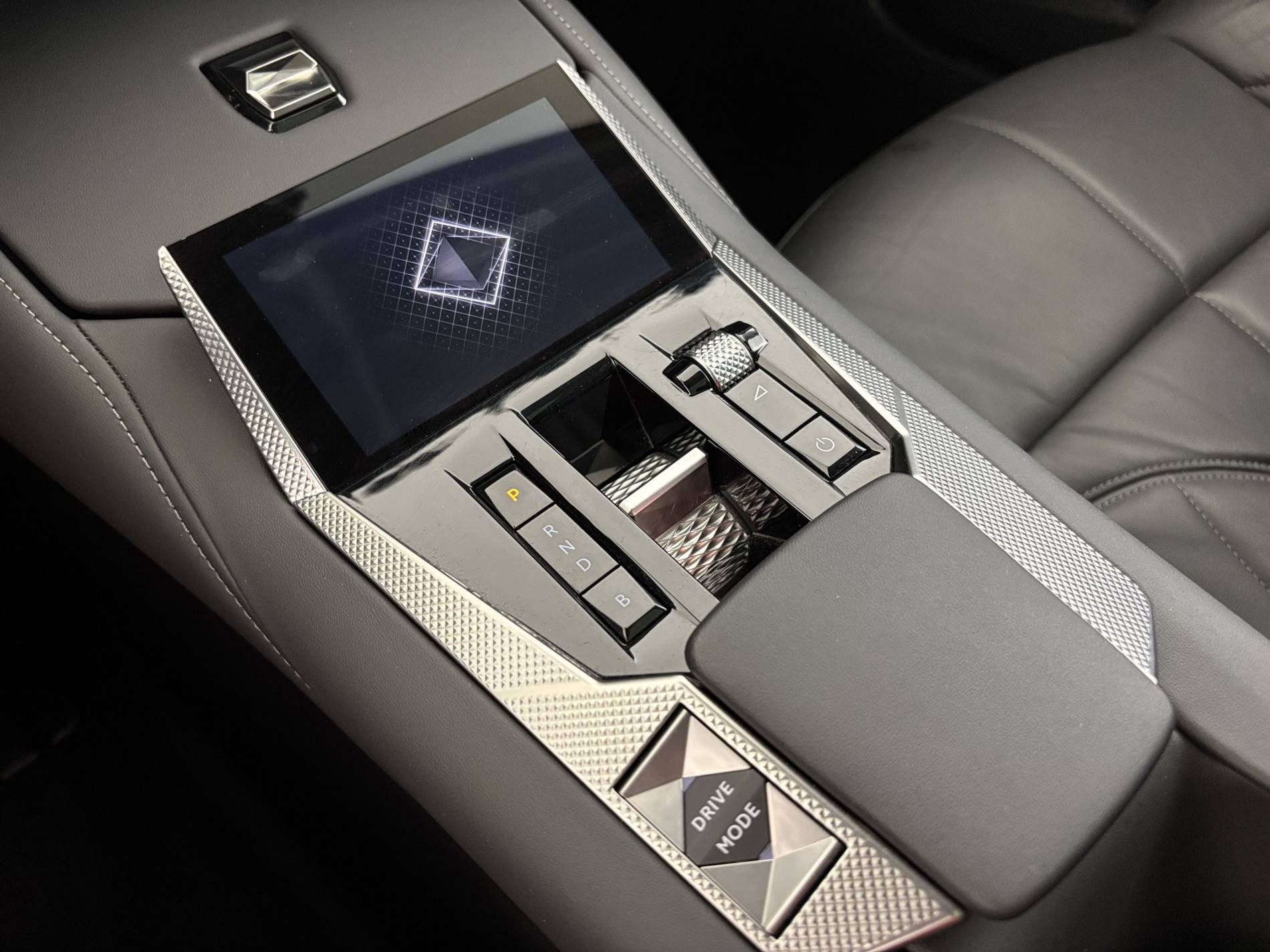 Vente en ligne Ds DS4  Hybride E-Tense 225 EAT8 au prix de 24 490 €