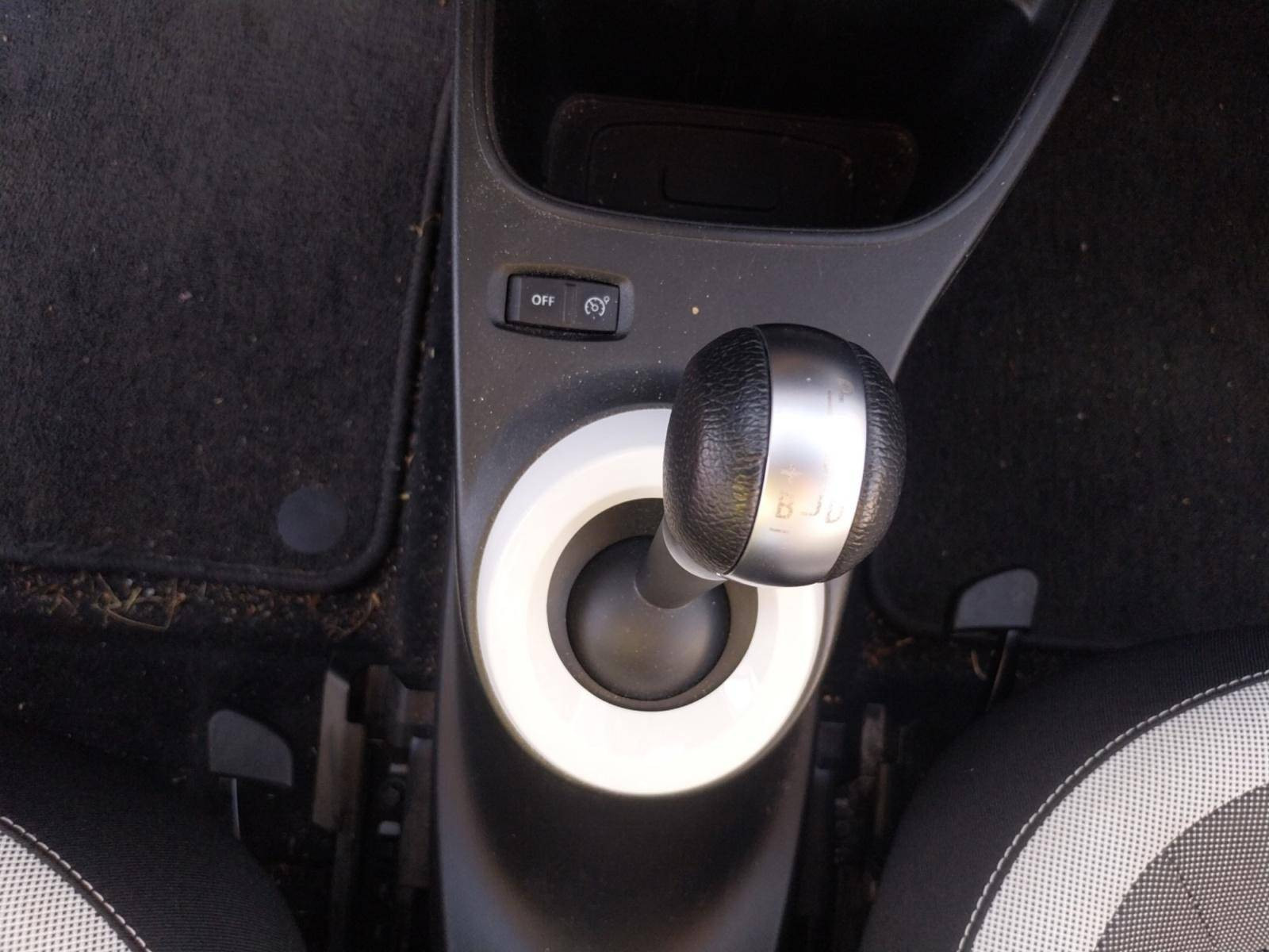 Vente en ligne Renault Twingo Electrique Twingo III E-Tech au prix de 10 200 €