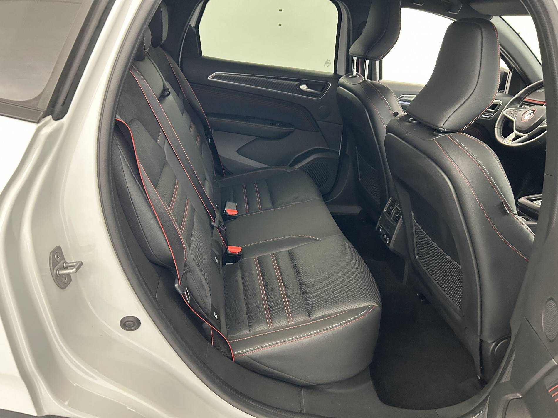 Vente en ligne Renault Arkana  E-Tech hybride 145 au prix de 20 000 €
