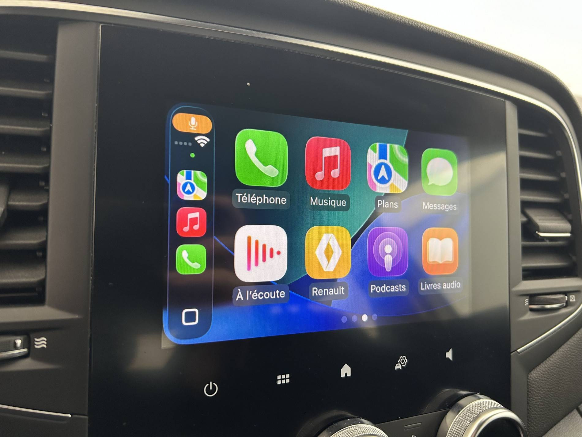 Vente en ligne Renault Megane 4 Mégane IV Berline Blue dCi 115 - 21B au prix de 13 890 €