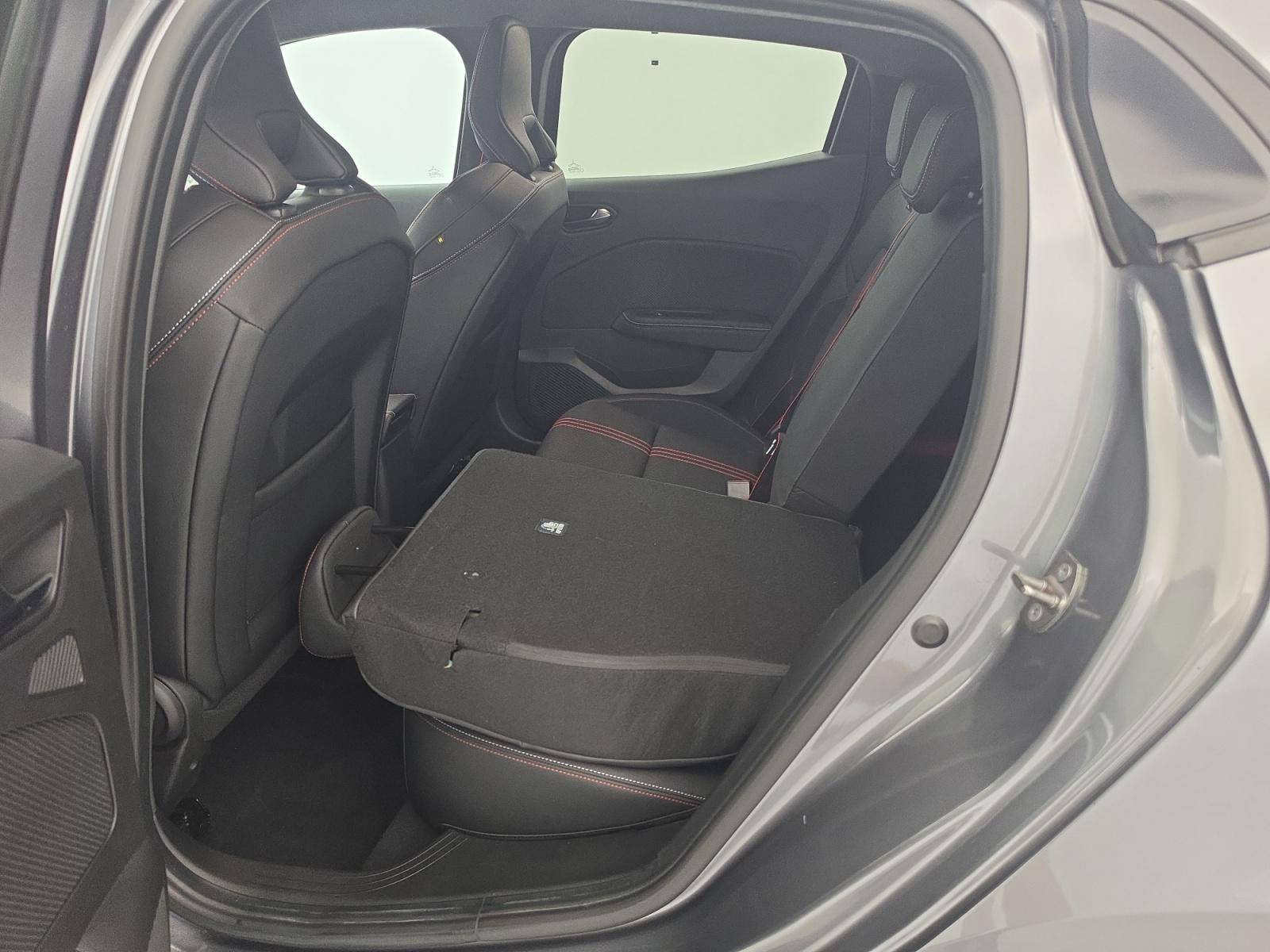 Vente en ligne Renault Clio 5 Clio TCe 140 au prix de 17 990 €