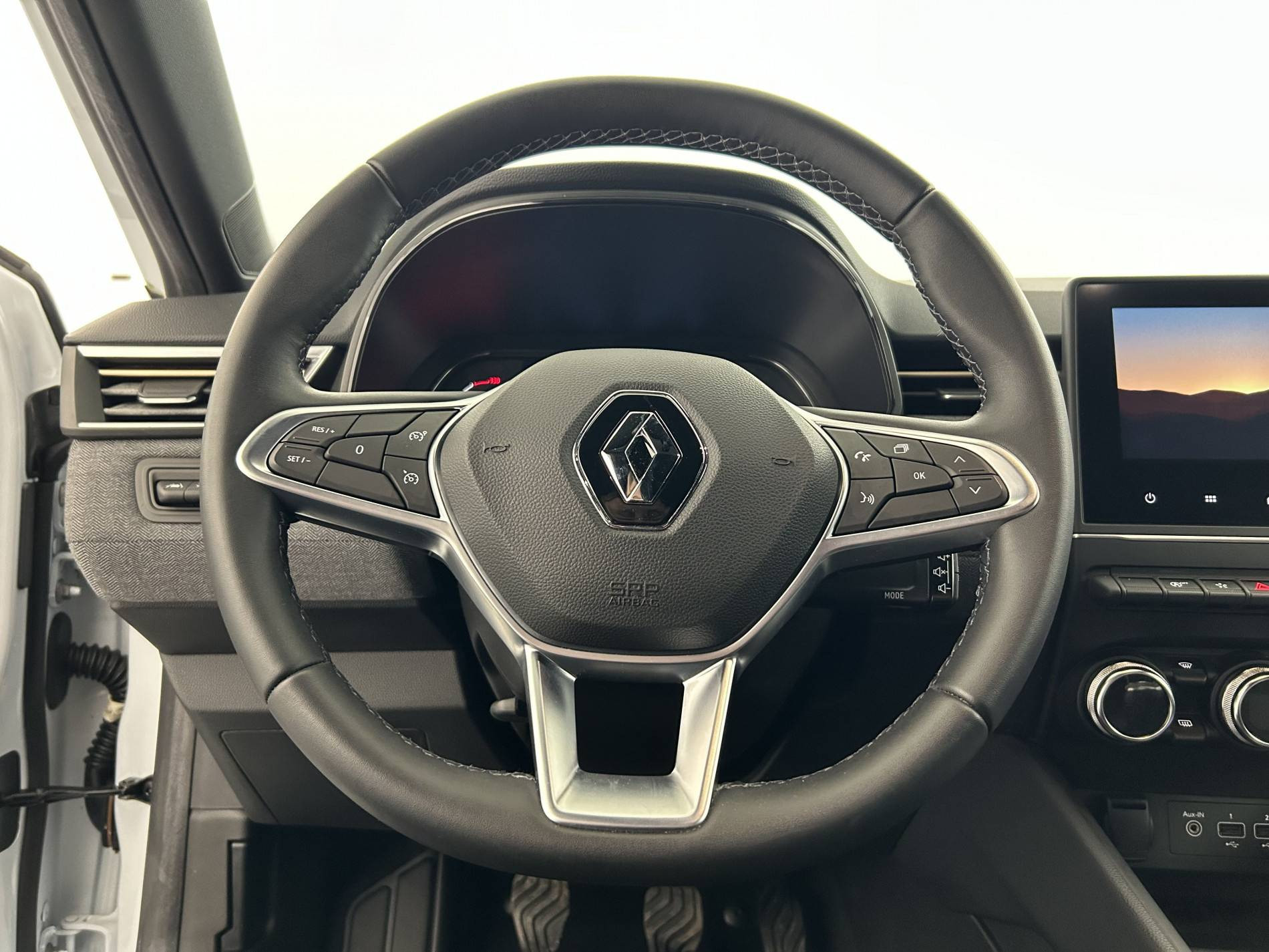 Vente en ligne Renault Clio 5 Clio TCe 140 - 21N au prix de 16 490 €