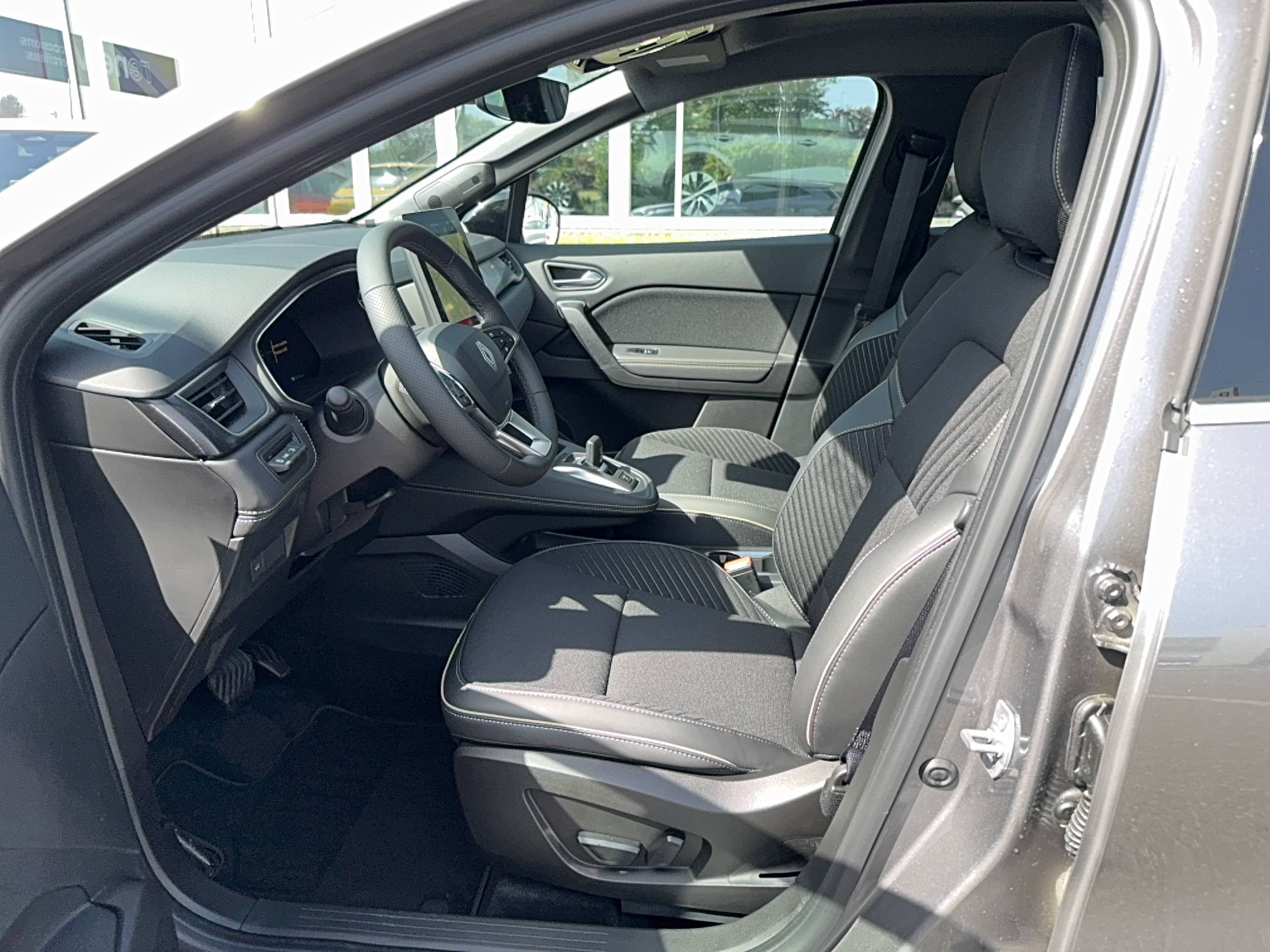 Vente en ligne Renault Symbioz  E-Tech full hybrid 160 ch au prix de 36 990 €