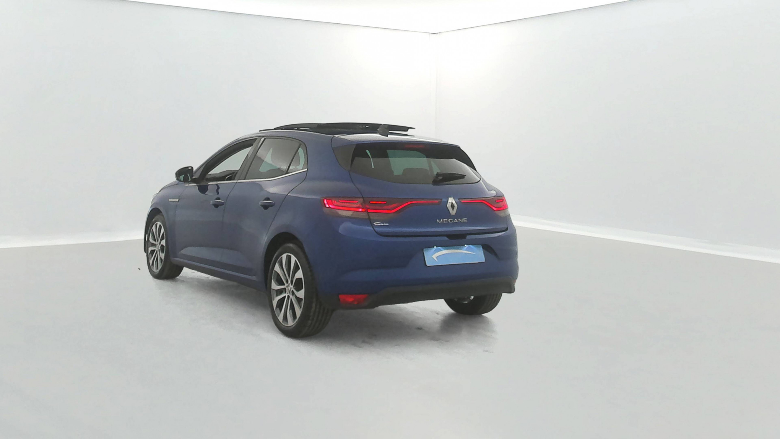 Vente en ligne Renault Megane 4  Blue dCi 115 EDC au prix de 20 990 €