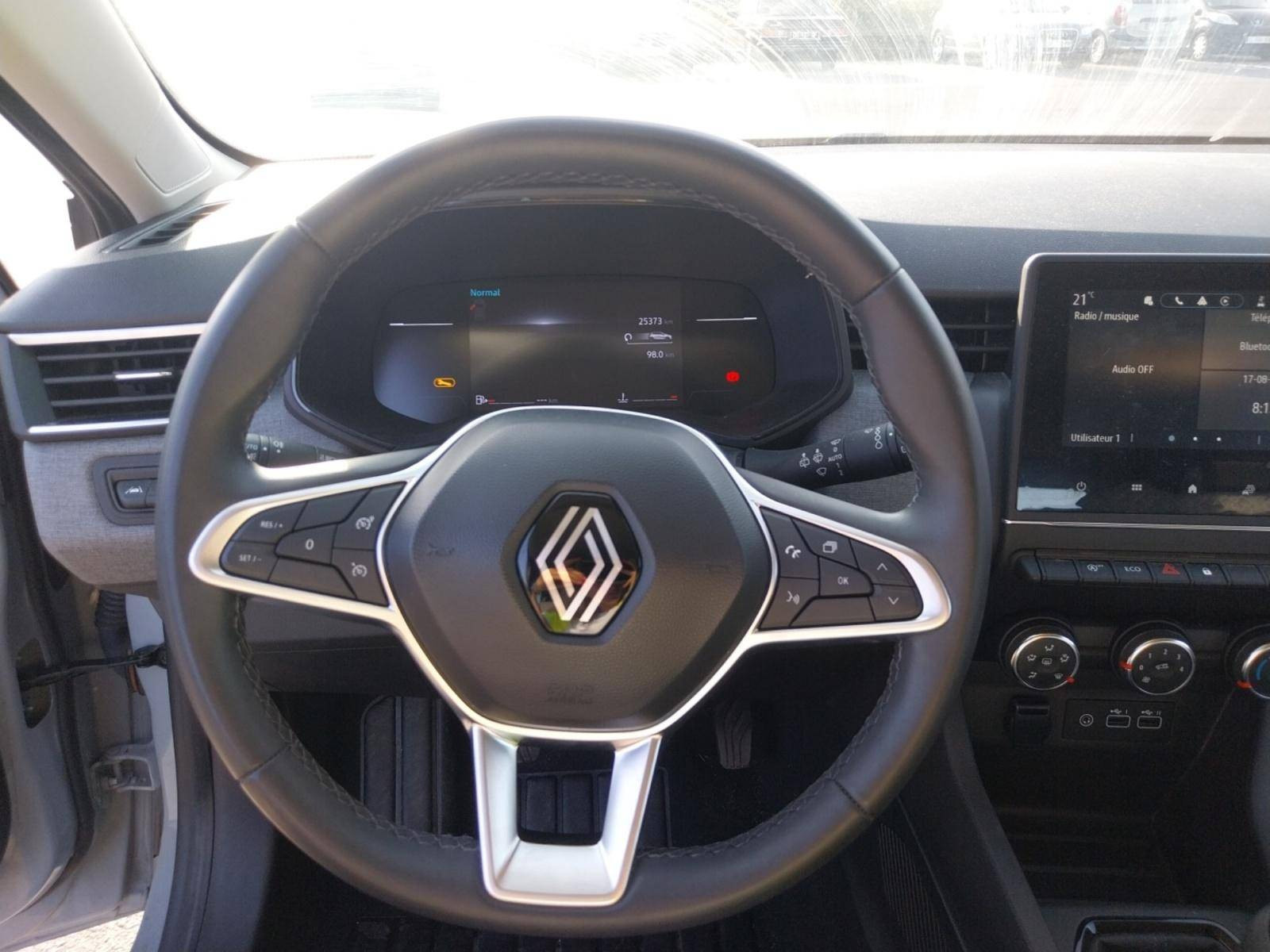 Vente en ligne Renault Clio 5 Clio TCe 90 au prix de 14 900 €