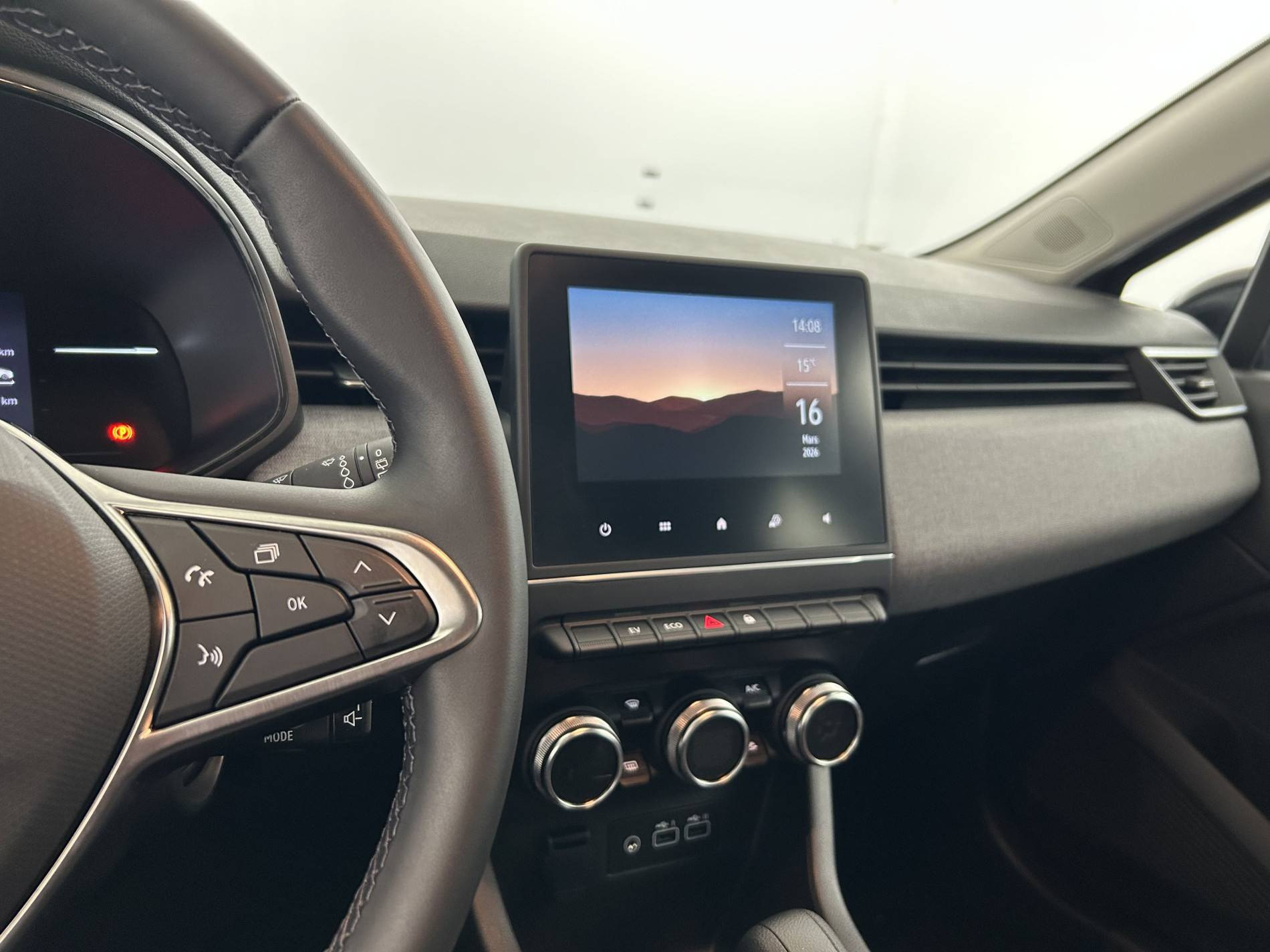 Vente en ligne Renault Clio 5 Clio E-Tech full hybrid 145 ch GSR2 au prix de 19 990 €