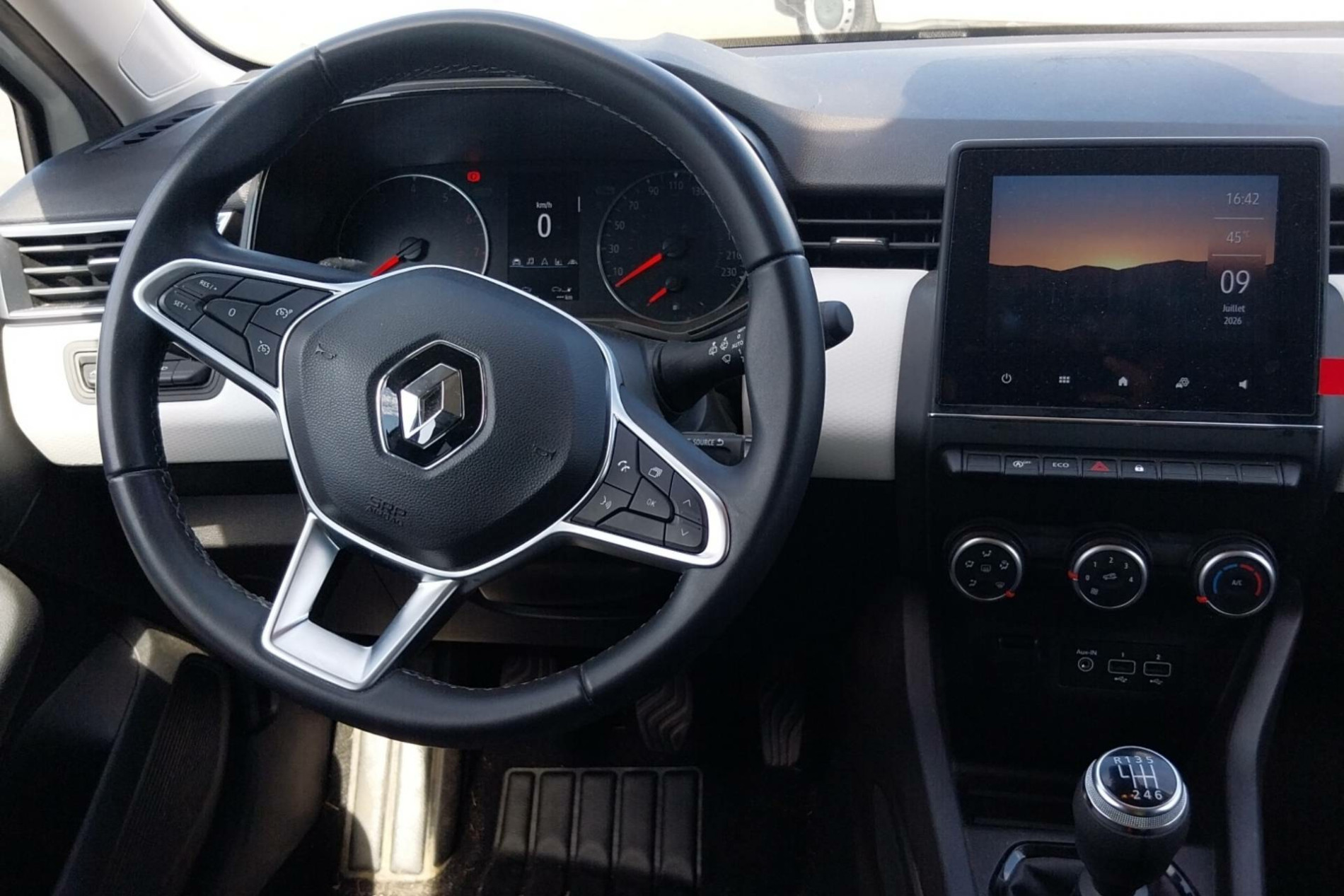 Vente en ligne Renault Clio 5 Clio TCe 90 au prix de 12 990 €