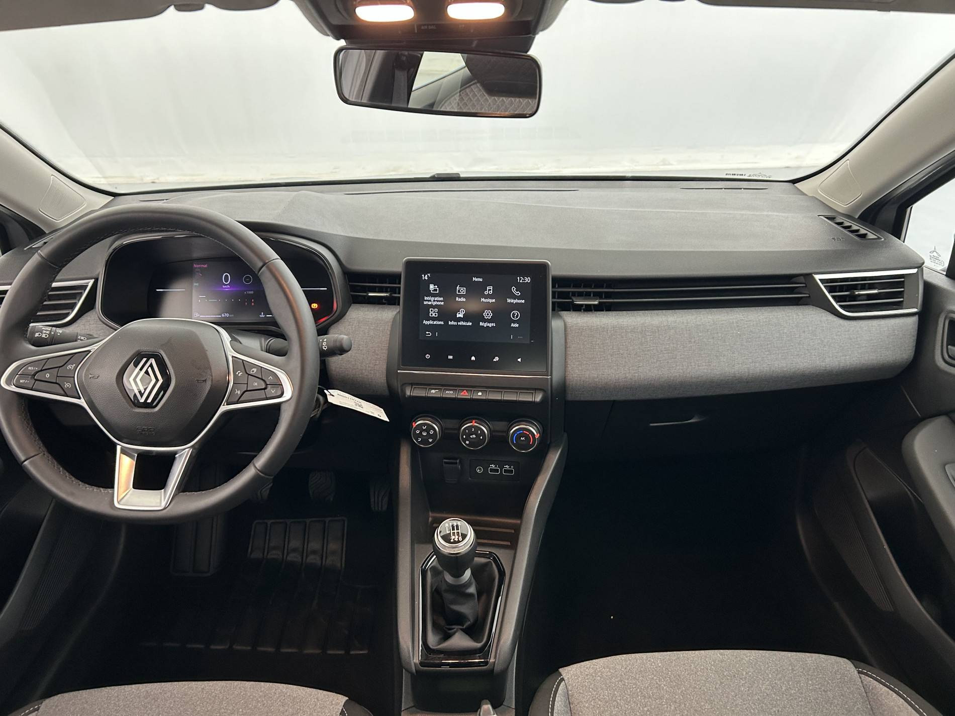 Vente en ligne Renault Clio 5 Clio TCe 90 au prix de 15 500 €