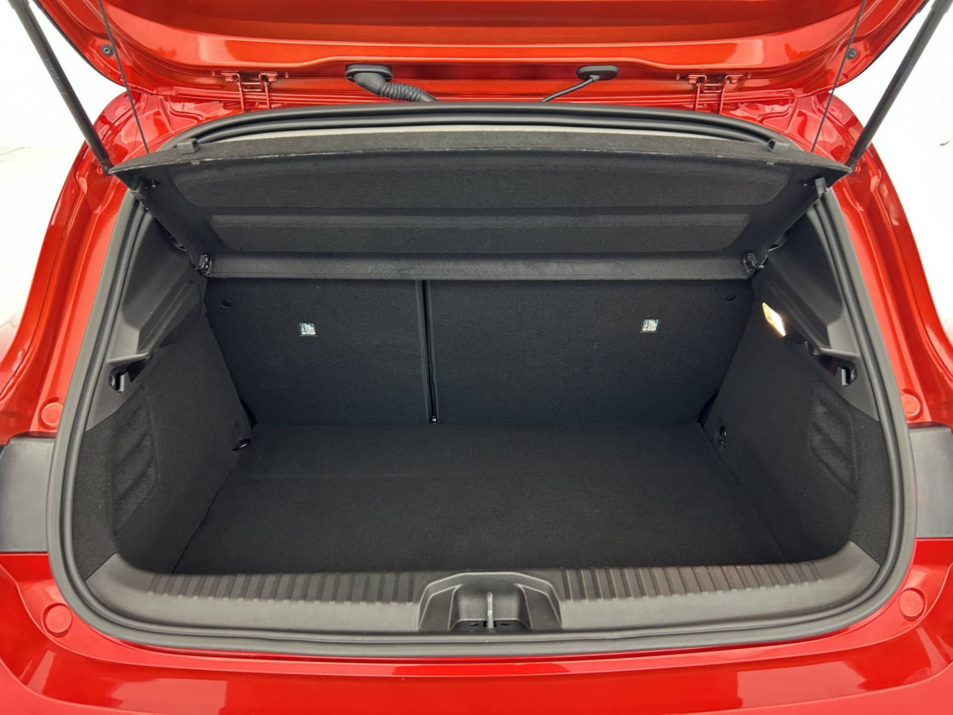 Vente en ligne Renault Clio 5 Clio E-Tech full hybrid 145 ch GSR2 au prix de 19 990 €