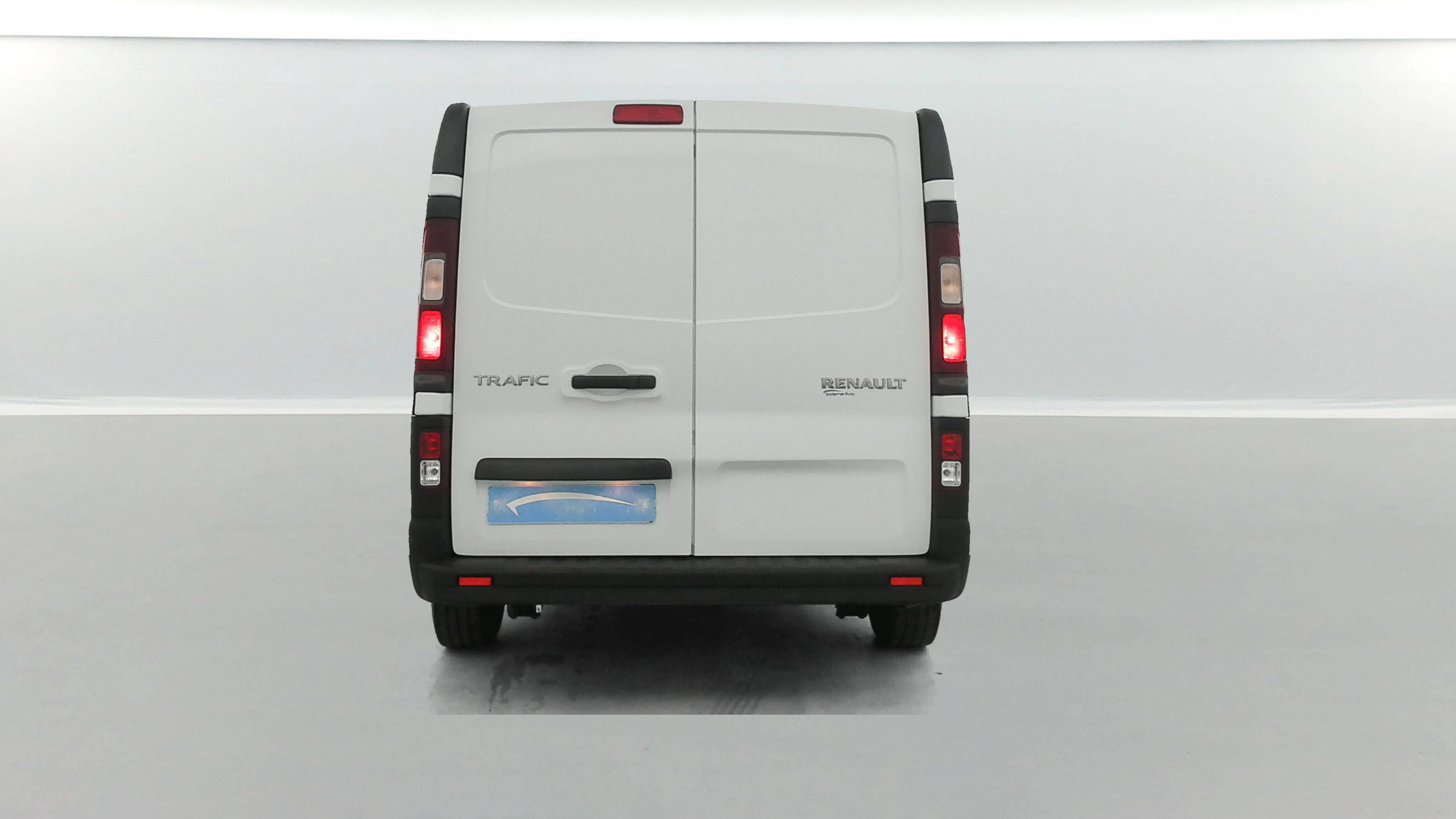 Vente en ligne Renault Trafic 3 Fourgon TRAFIC FGN L1H1 2800 KG BLUE DCI 110 au prix de 21 490 €