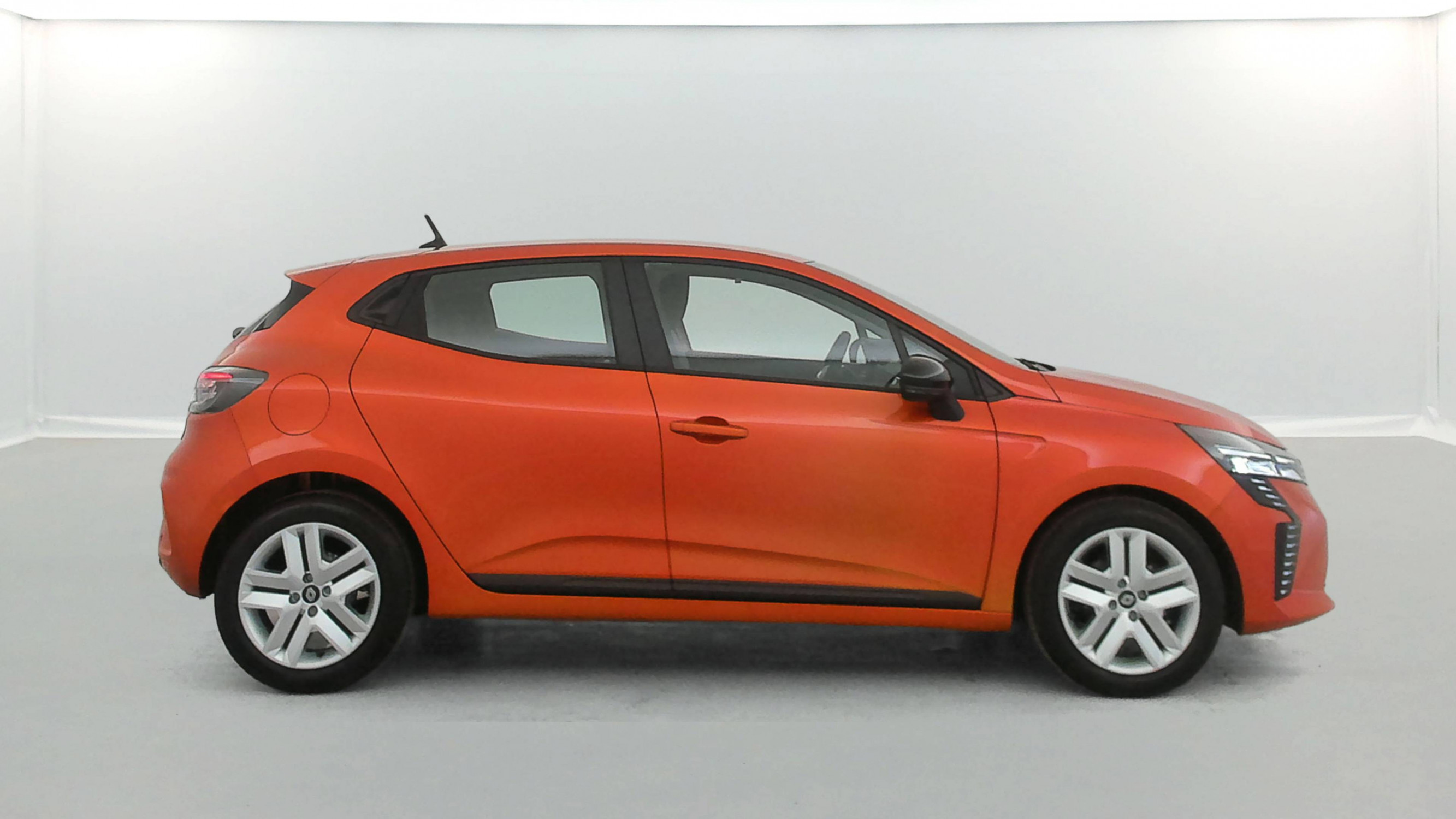 Vente en ligne Renault Clio 5 Clio TCe 90 ch GSR2 au prix de 16 990 €