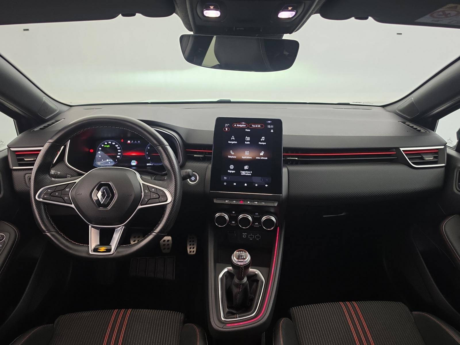Vente en ligne Renault Clio 5 Clio TCe 140 au prix de 17 990 €