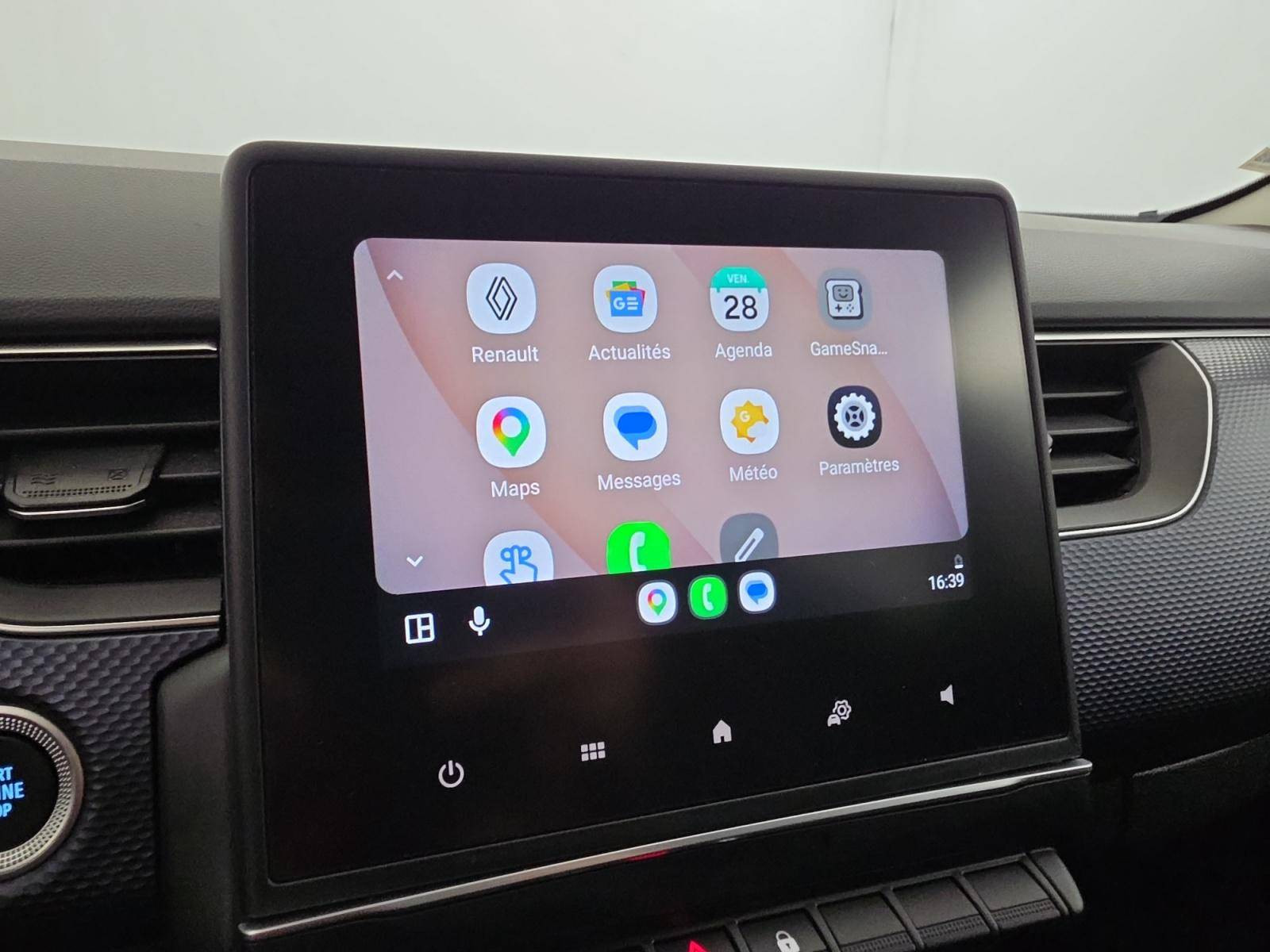Vente en ligne Renault Arkana  E-Tech hybride 145 - 22 au prix de 19 490 €