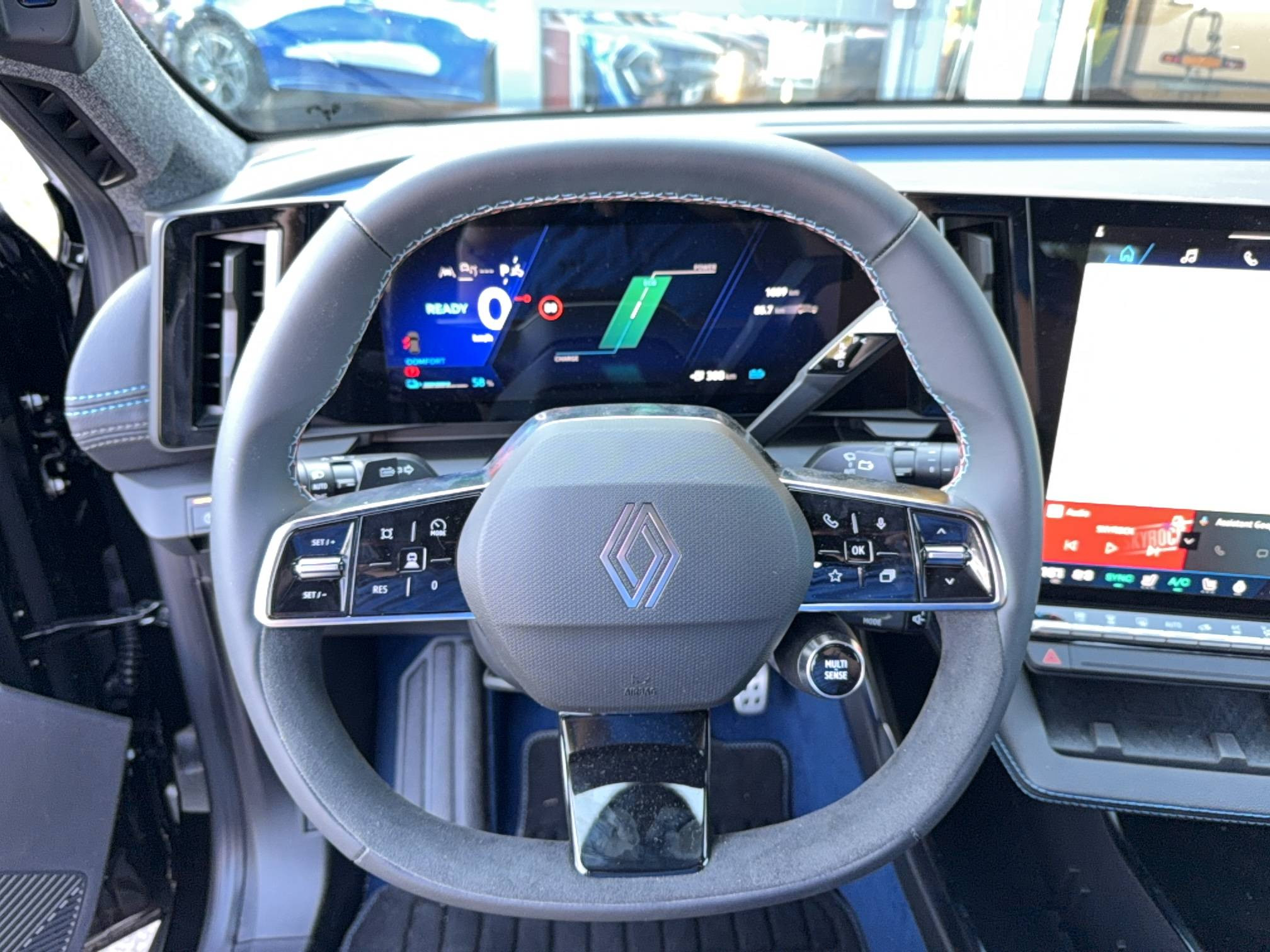 Vente en ligne Renault Scenic E-Tech Scenic E-Tech électrique 220 ch grande autonomie au prix de 47 900 €