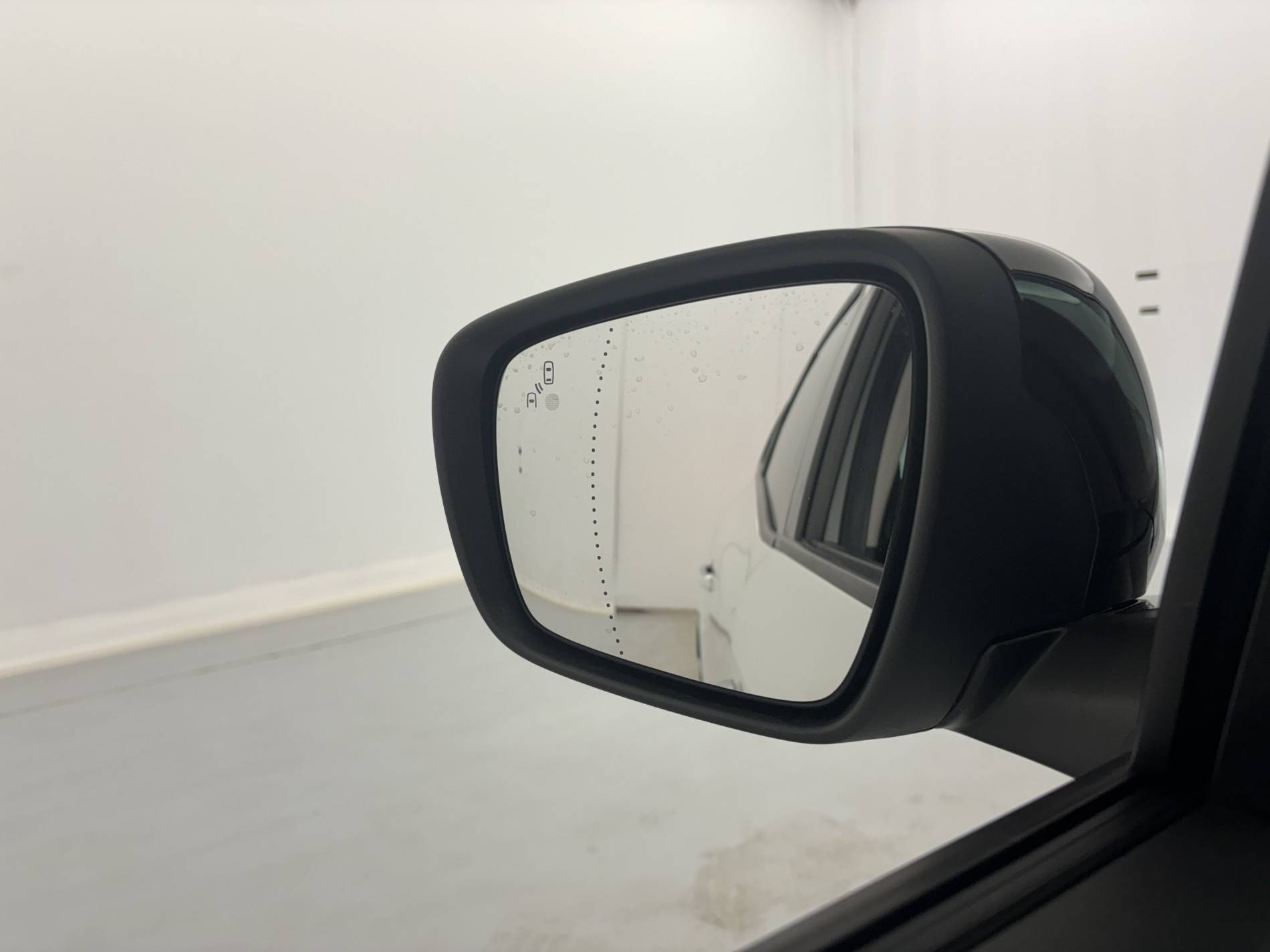Vente en ligne Renault Scenic 4 Scenic Blue dCi 120 au prix de 15 590 €