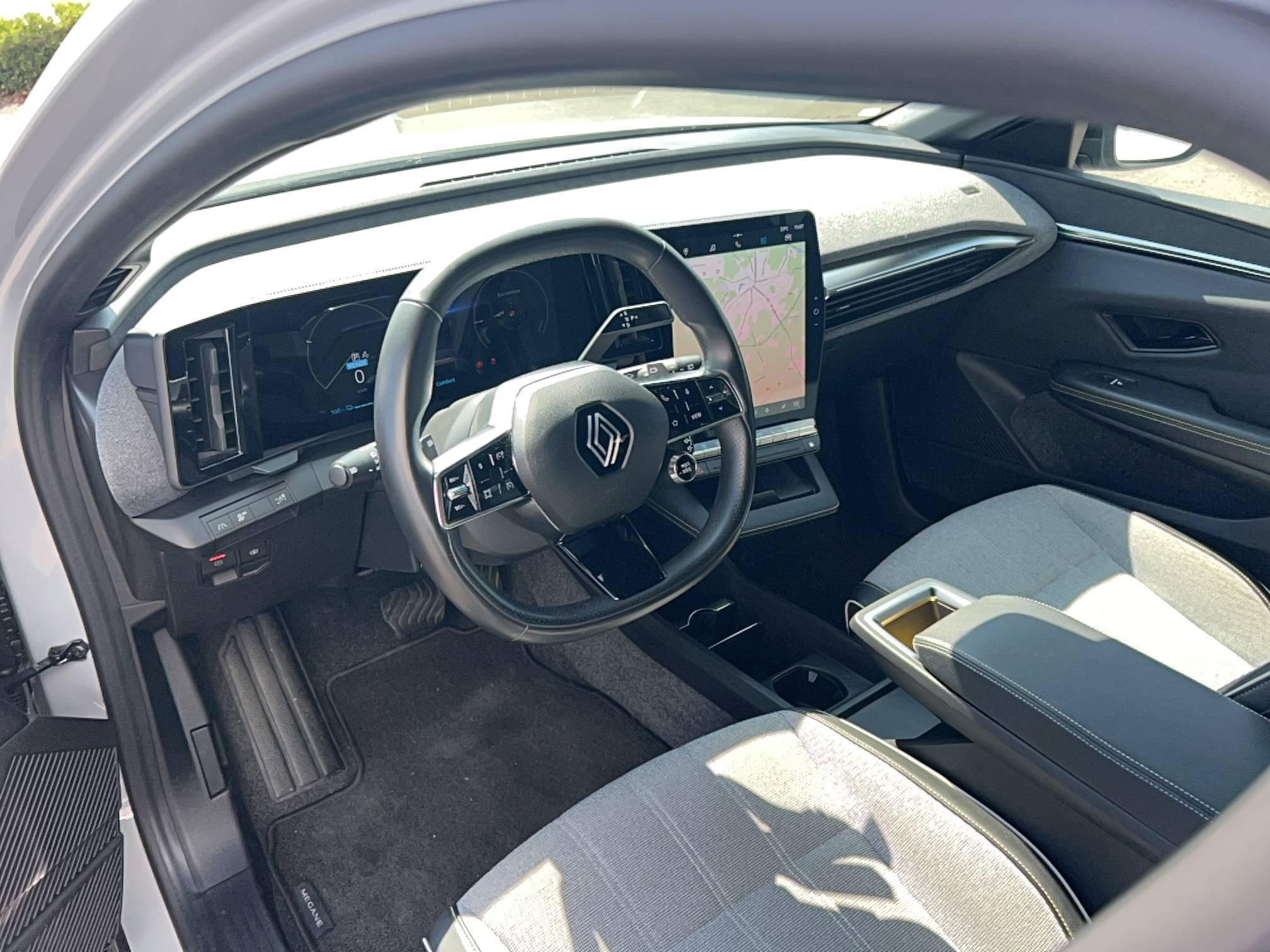 Vente en ligne Renault Megane E-Tech  EV60 220 ch super charge au prix de 22 980 €