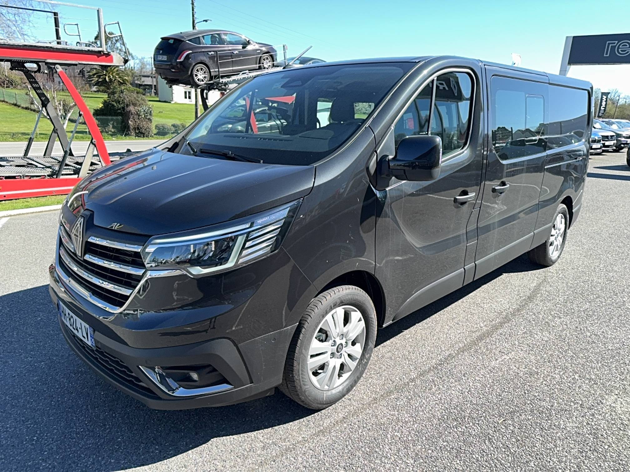 Renault Trafic Cabine Approfondie TRAFIC CA BLUE DCI 170 L2H1 3T AUTO occasion de 2025 en vente à Concarneau
