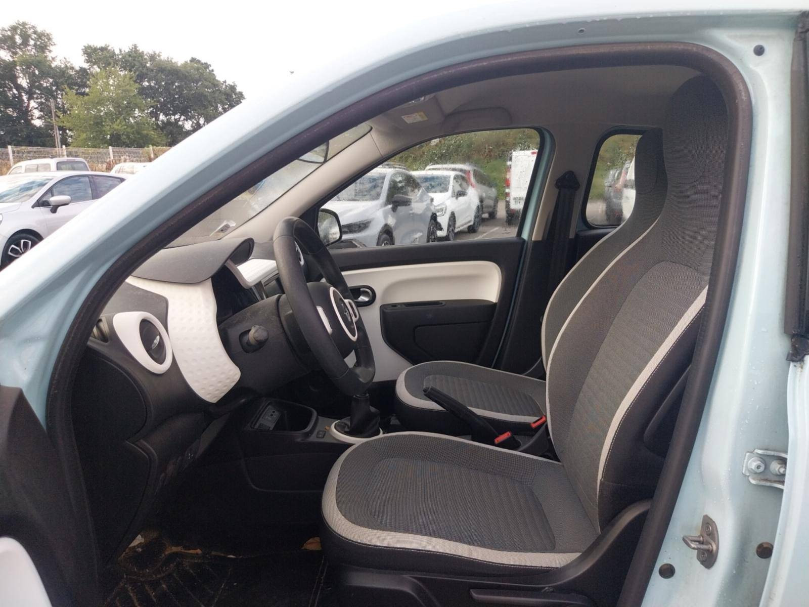 Vente en ligne Renault Twingo 3  SCe 65 - 21 au prix de 10 490 €