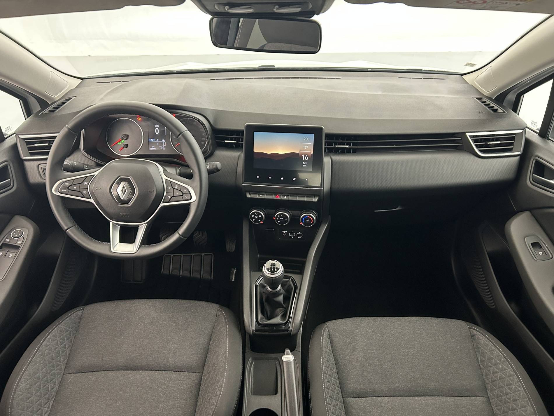 Vente en ligne Renault Clio 5 Clio SCe 65 - 21N au prix de 12 470 €
