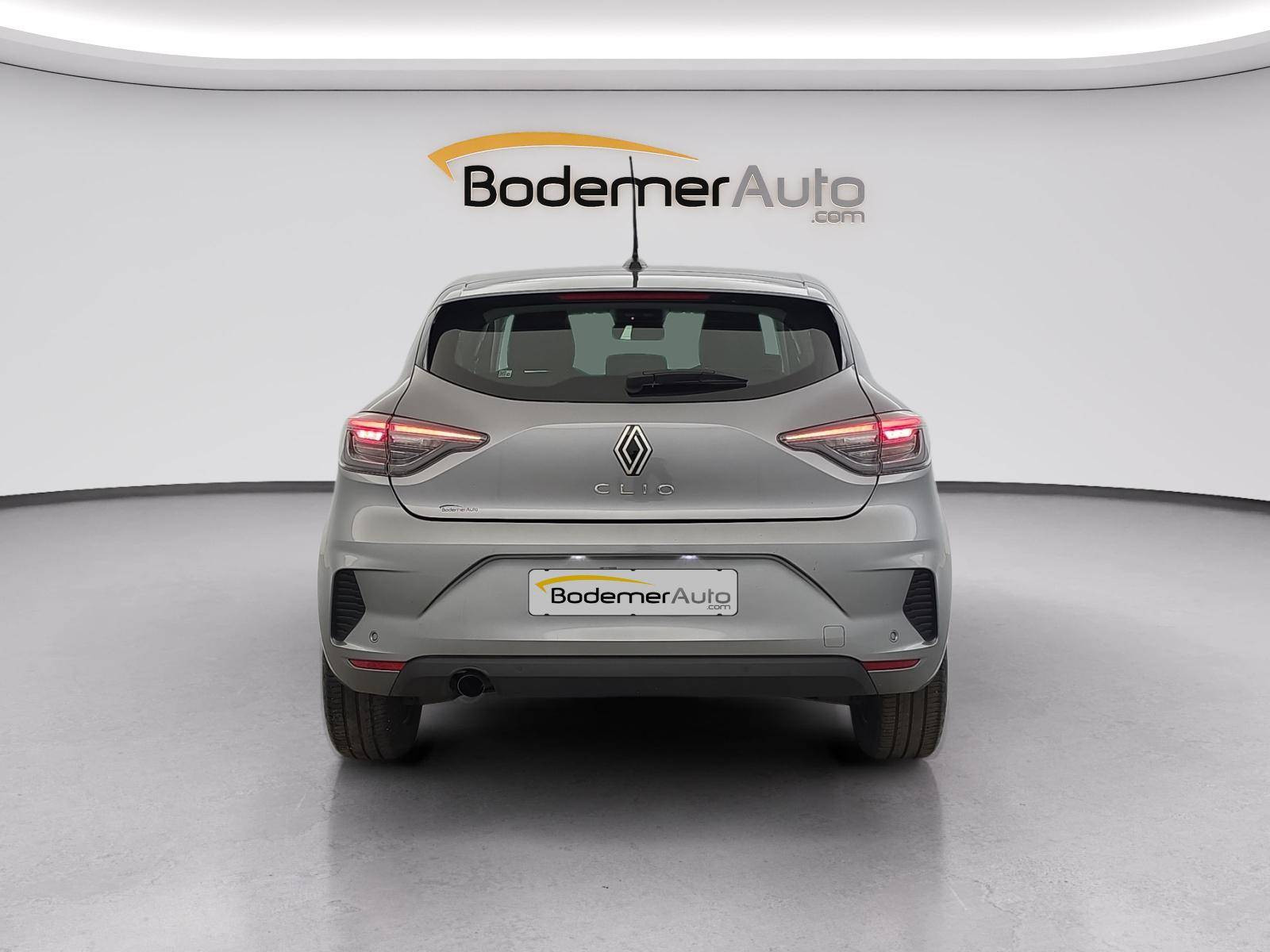 Vente en ligne Renault Clio 5 Clio Blue dCi 100 ch GSR2 au prix de 15 990 €