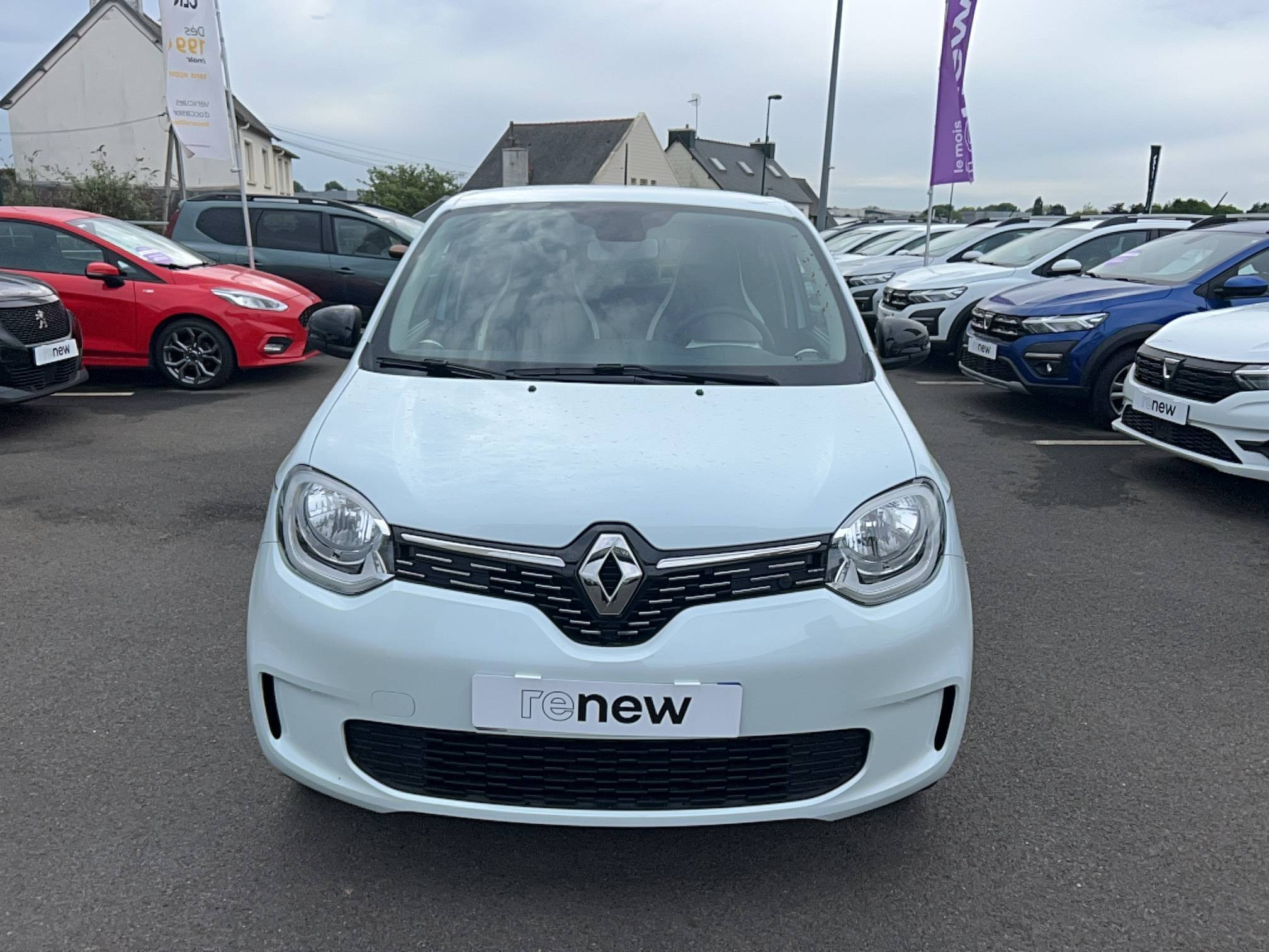 Vente en ligne Renault Twingo Electrique Twingo III E-Tech au prix de 13 600 €