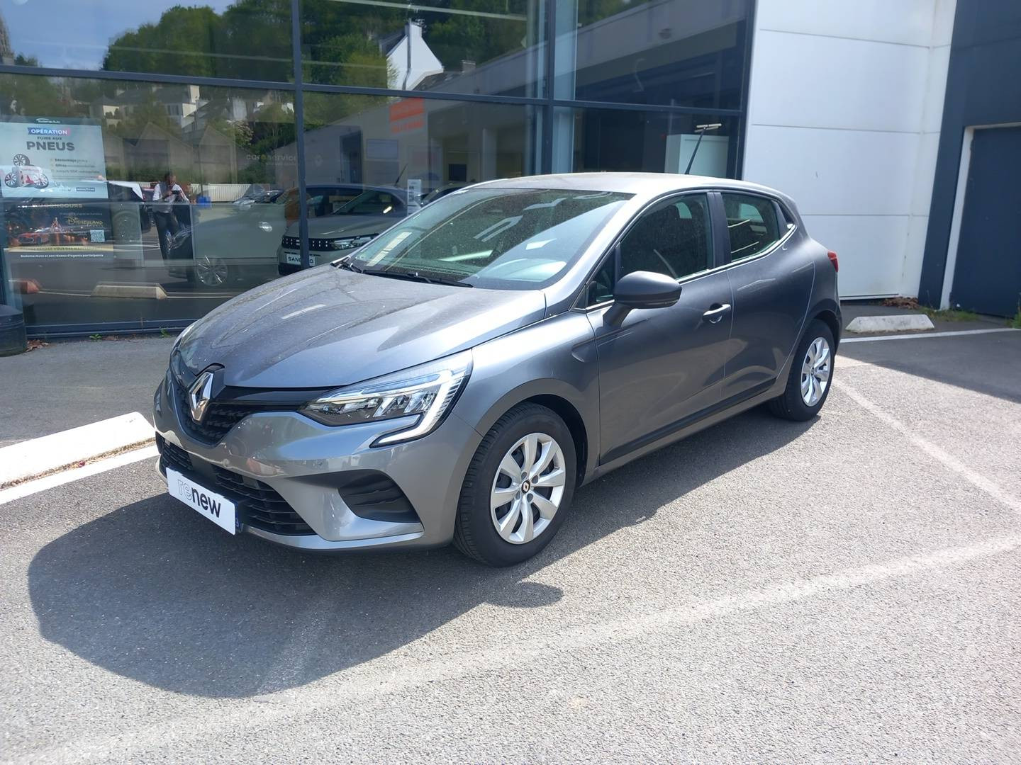 Vente en ligne Renault Clio 5 Clio SCe 65 au prix de 12 190 €