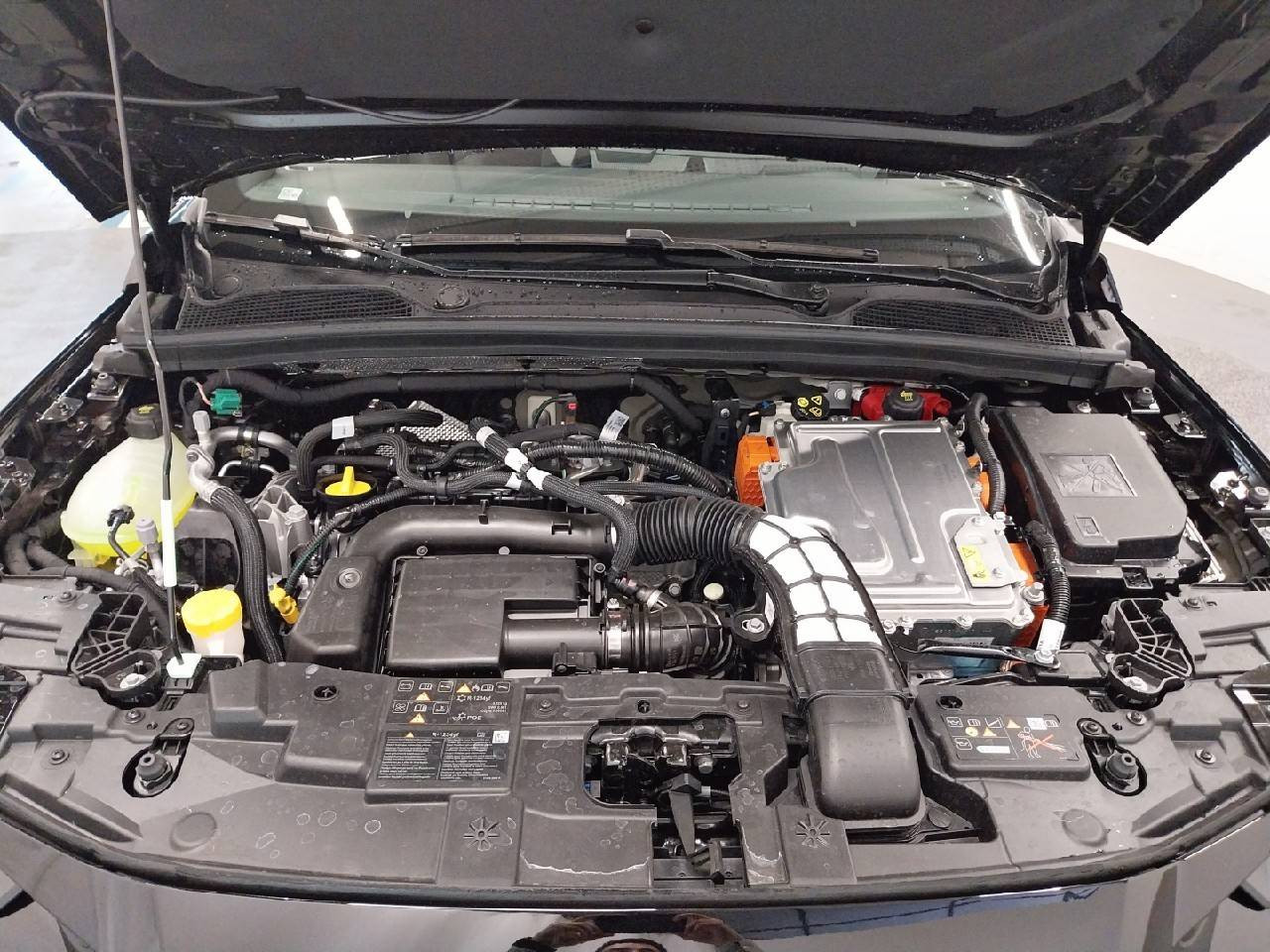 Vente en ligne Renault Clio 6 Clio E-Tech full hybrid 160 ch au prix de 50 000 €