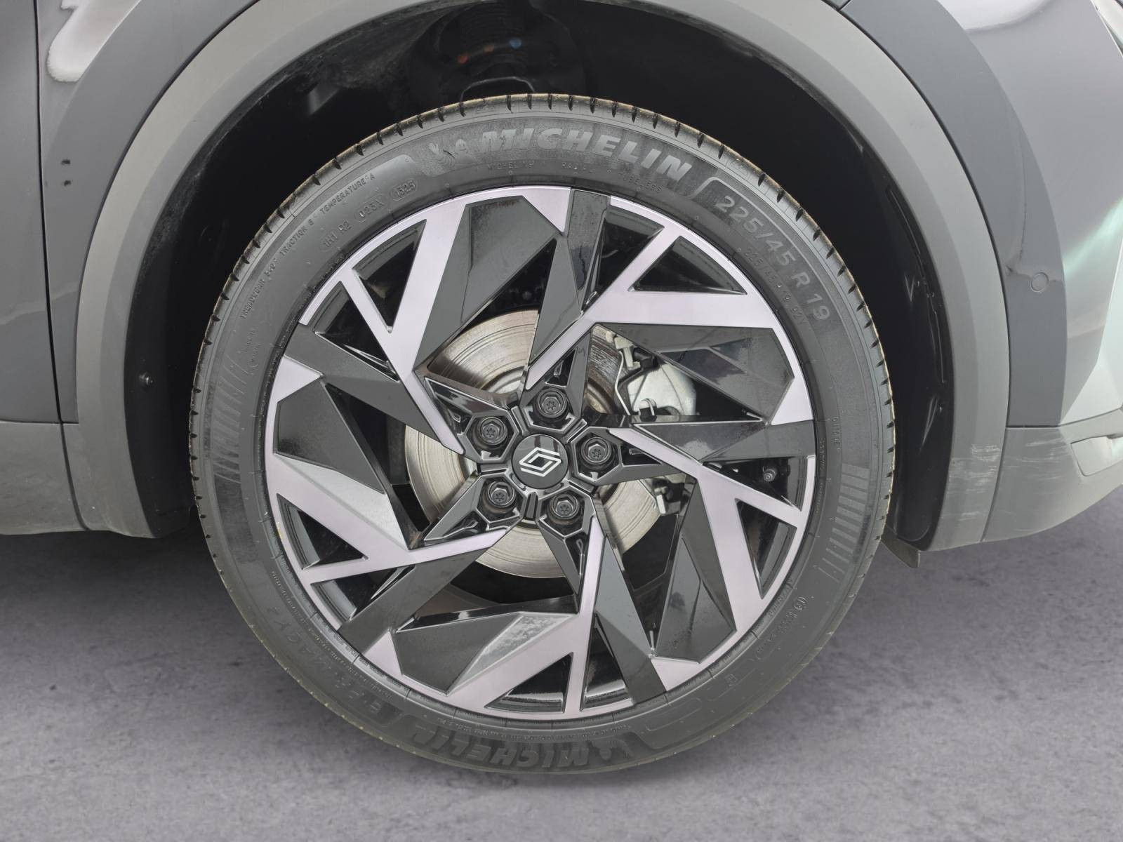 Vente en ligne Renault Symbioz  E-Tech full hybrid 145 au prix de 27 990 €
