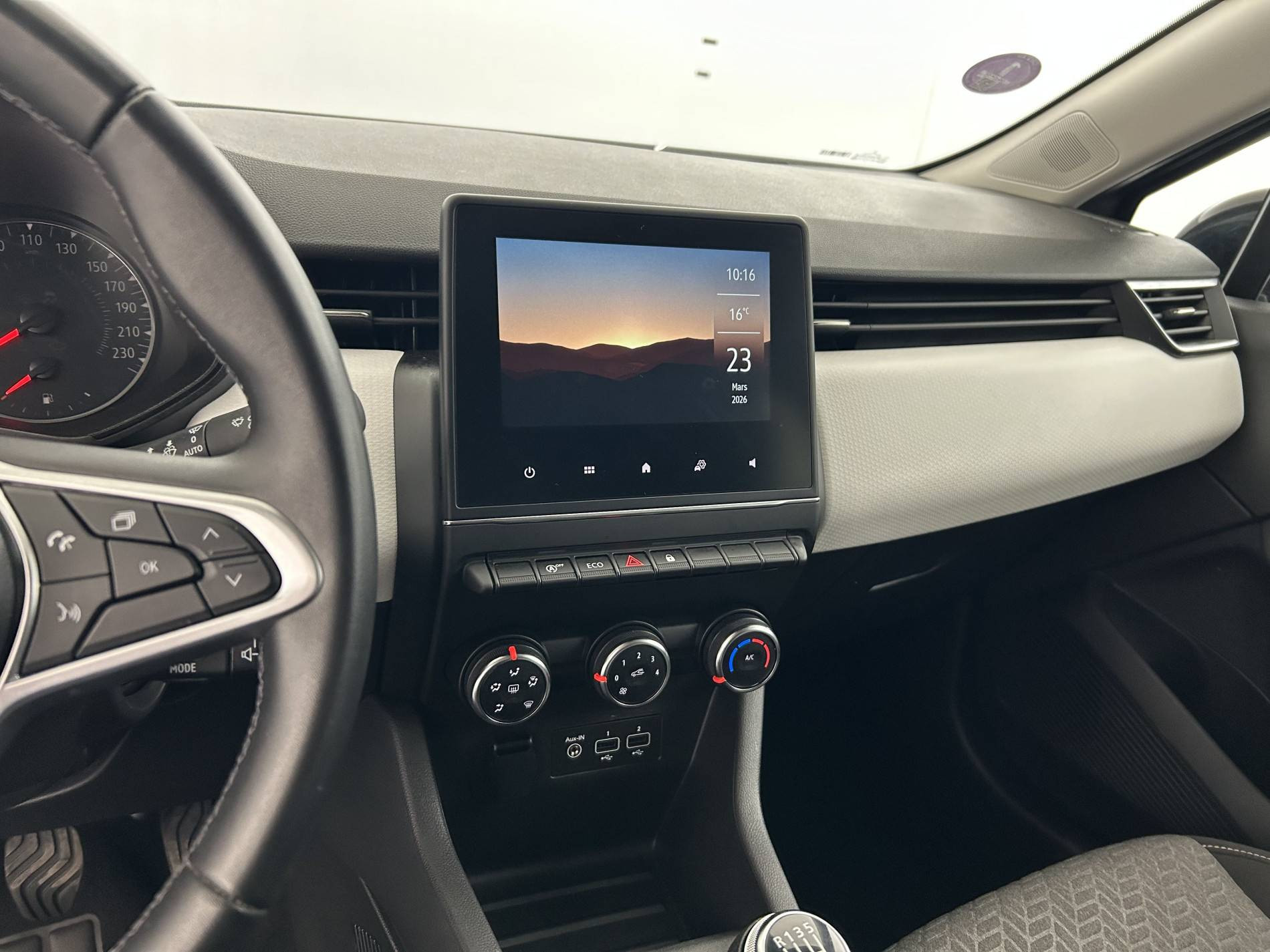 Vente en ligne Renault Clio 5 Clio TCe 90 au prix de 13 990 €