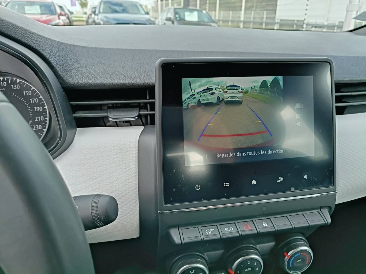 Vente en ligne Renault Clio 5 Clio TCe 90 - 21N au prix de 13 990 €