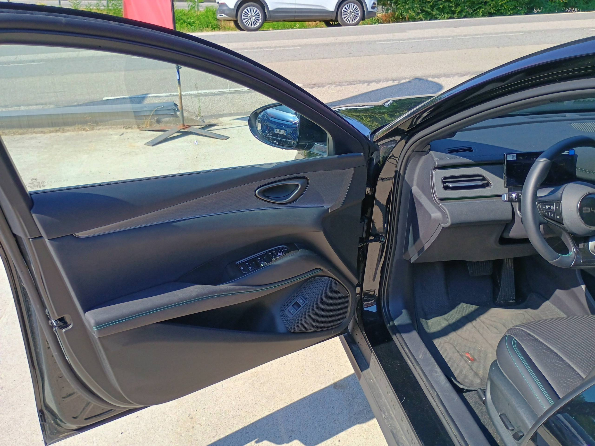Vente en ligne Byd Seal 6 DM-i  1.5l DM-i 156 kW PHEV au prix de 36 390 €