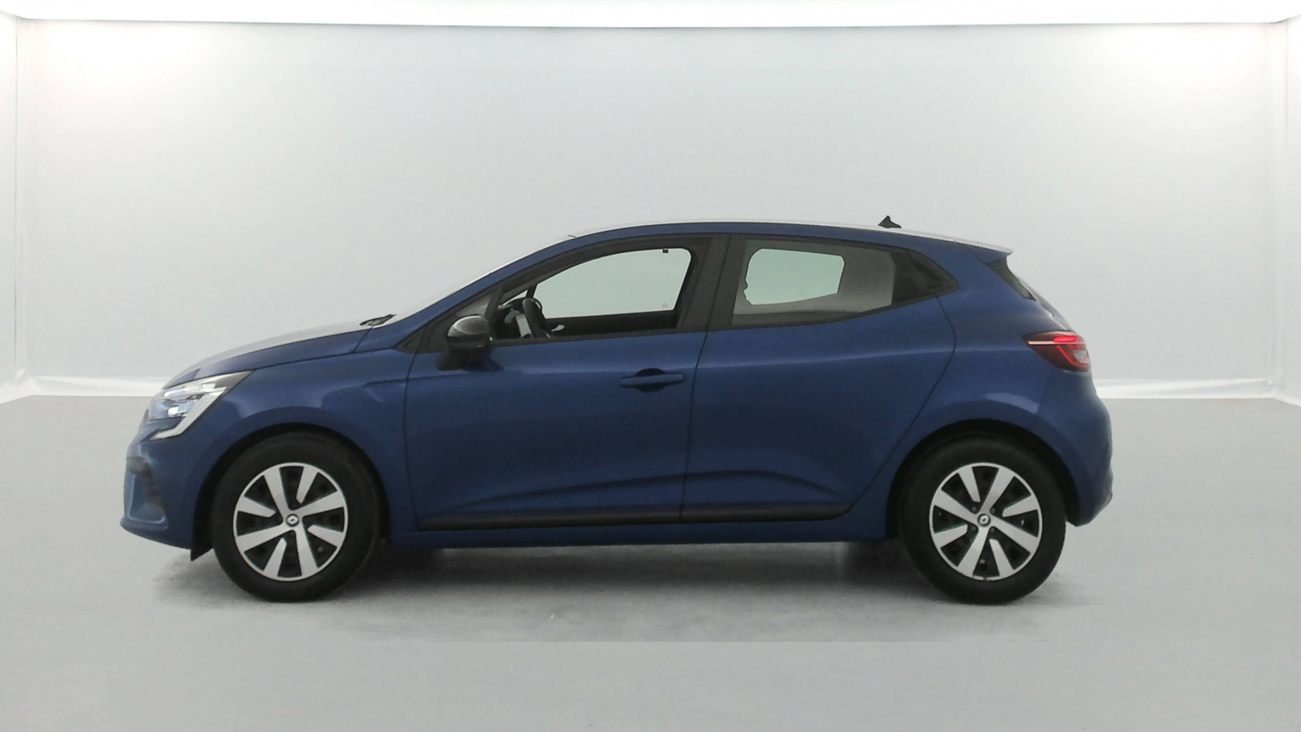 Vente en ligne Renault Clio 5 Clio TCe 90 au prix de 13 690 €