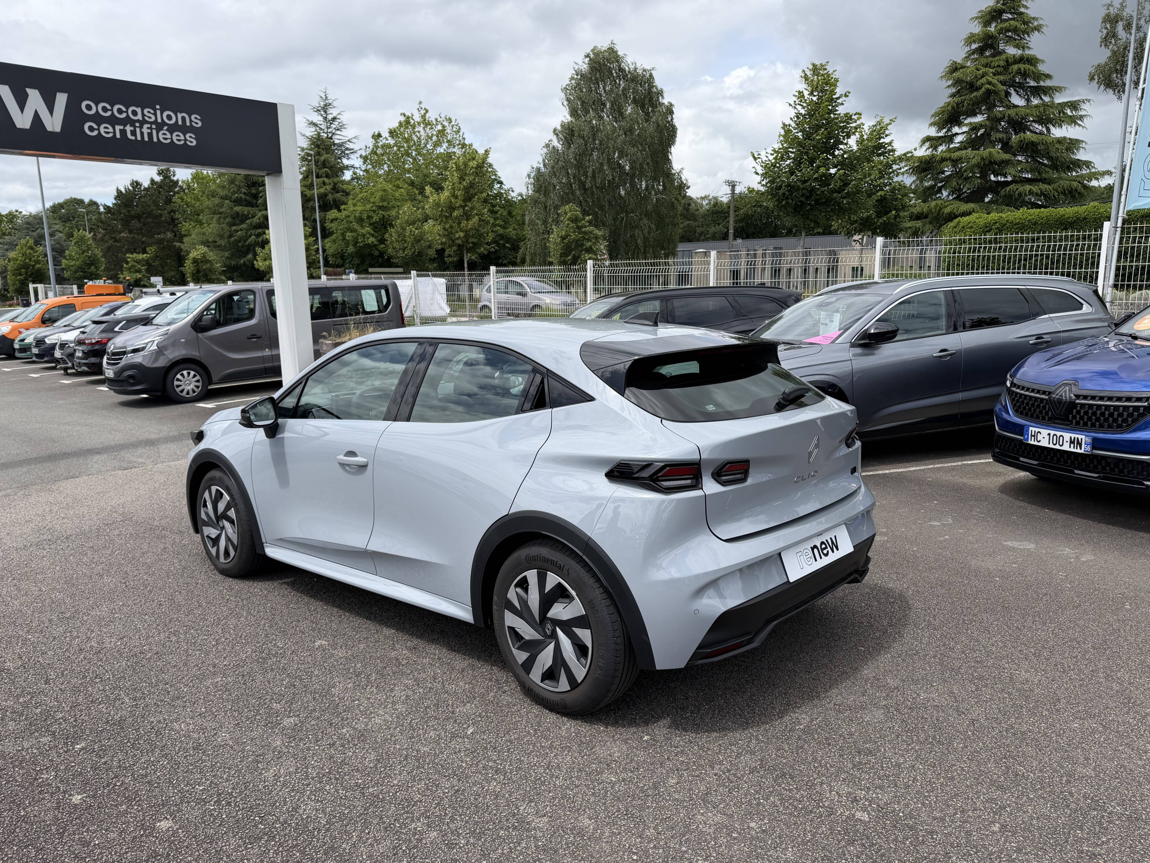 Vente en ligne Renault Clio 6 Clio E-Tech full hybrid 160 ch au prix de 24 990 €