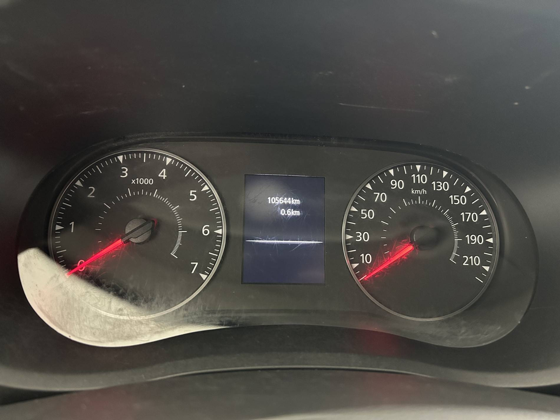 Vente en ligne Renault Master Fourgon MASTER FGN TRAC F3300 L2H2 BLUE DCI 180 au prix de 21 890 €